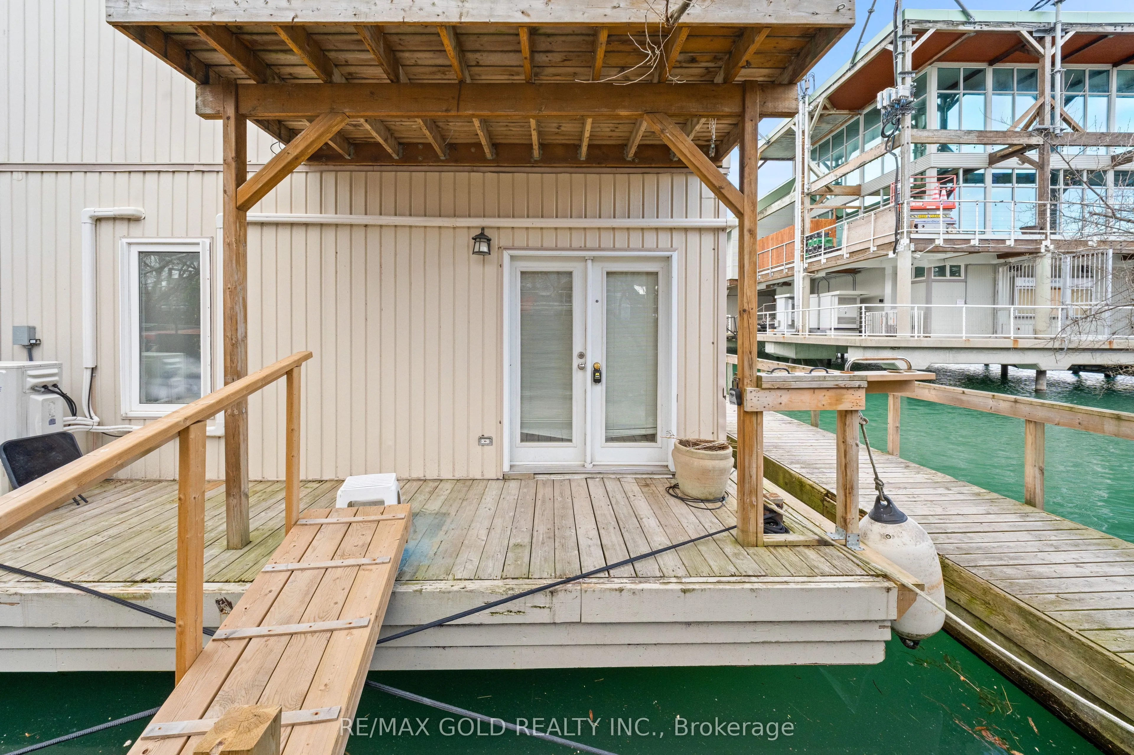 7 Brimley Road S #1