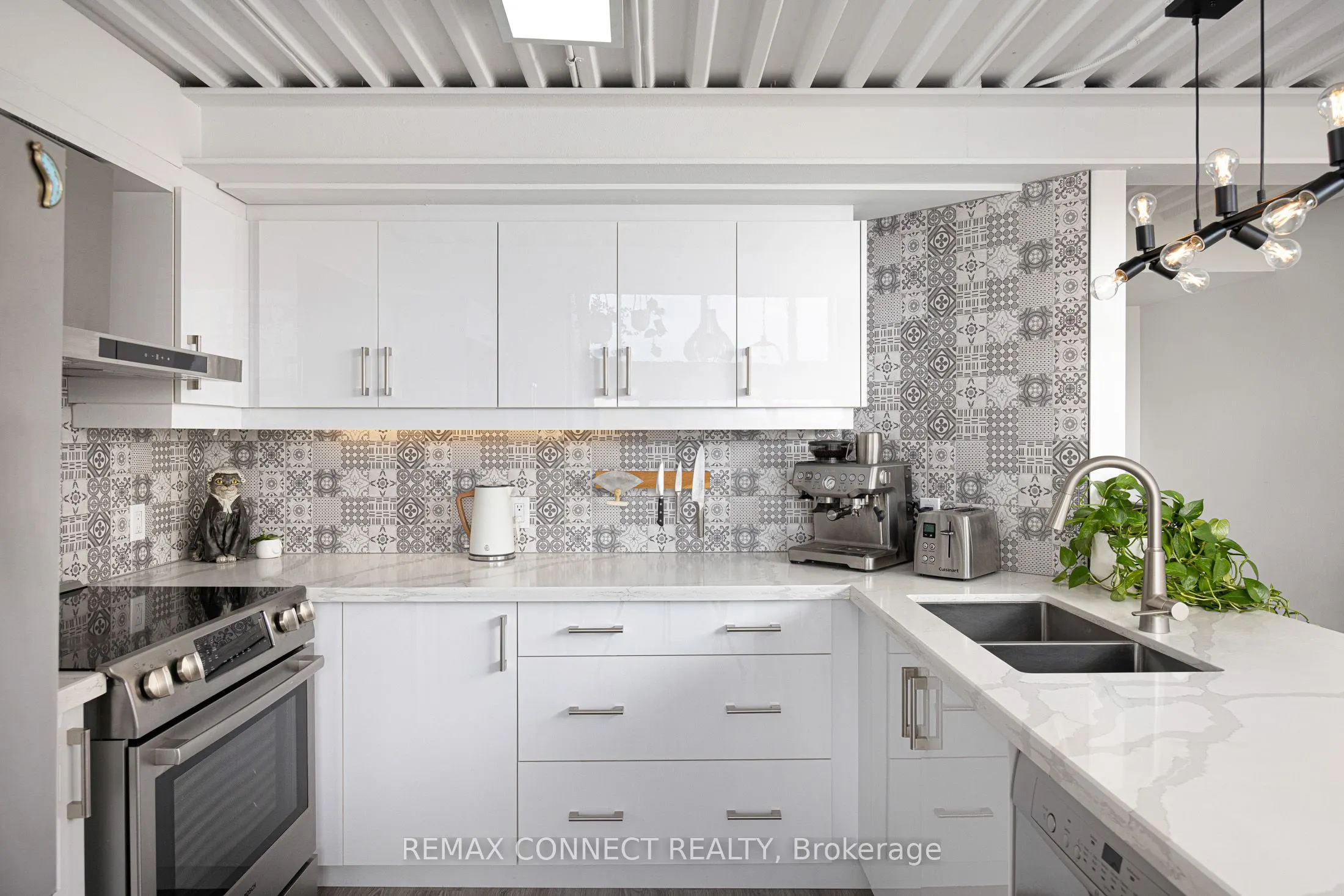 517 Kingston Road #4