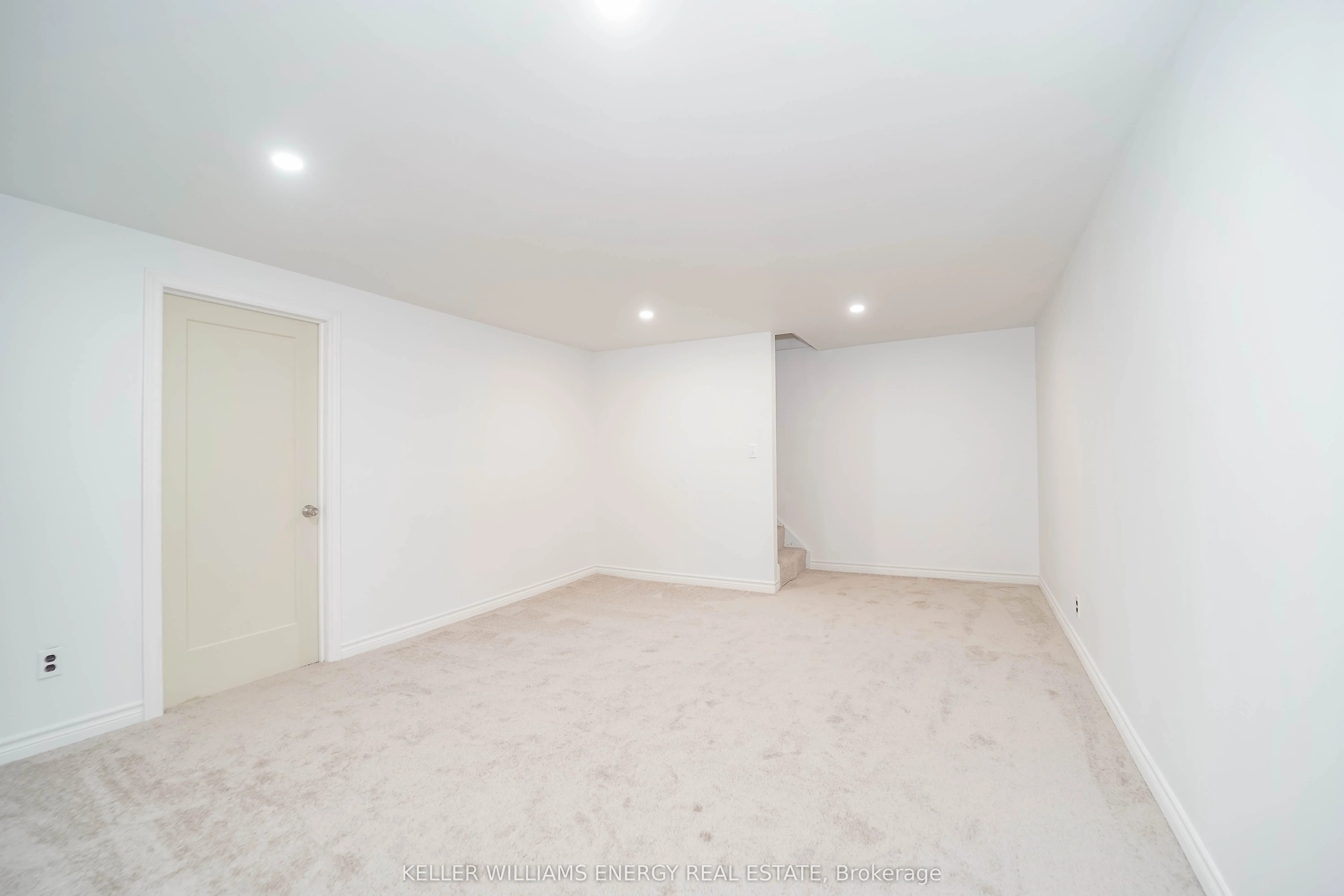 1333 Mary Street N #39