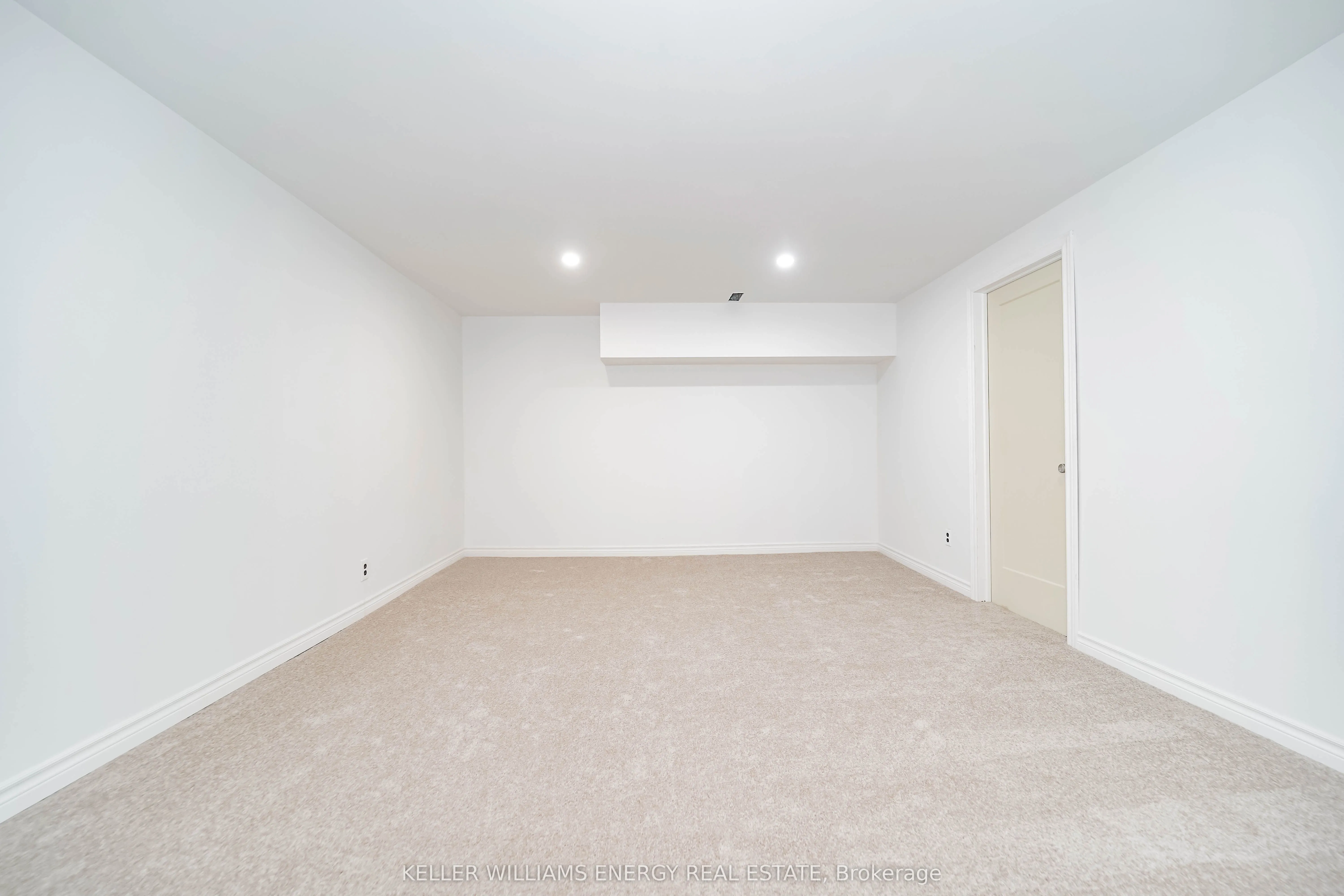 1333 Mary Street N #39