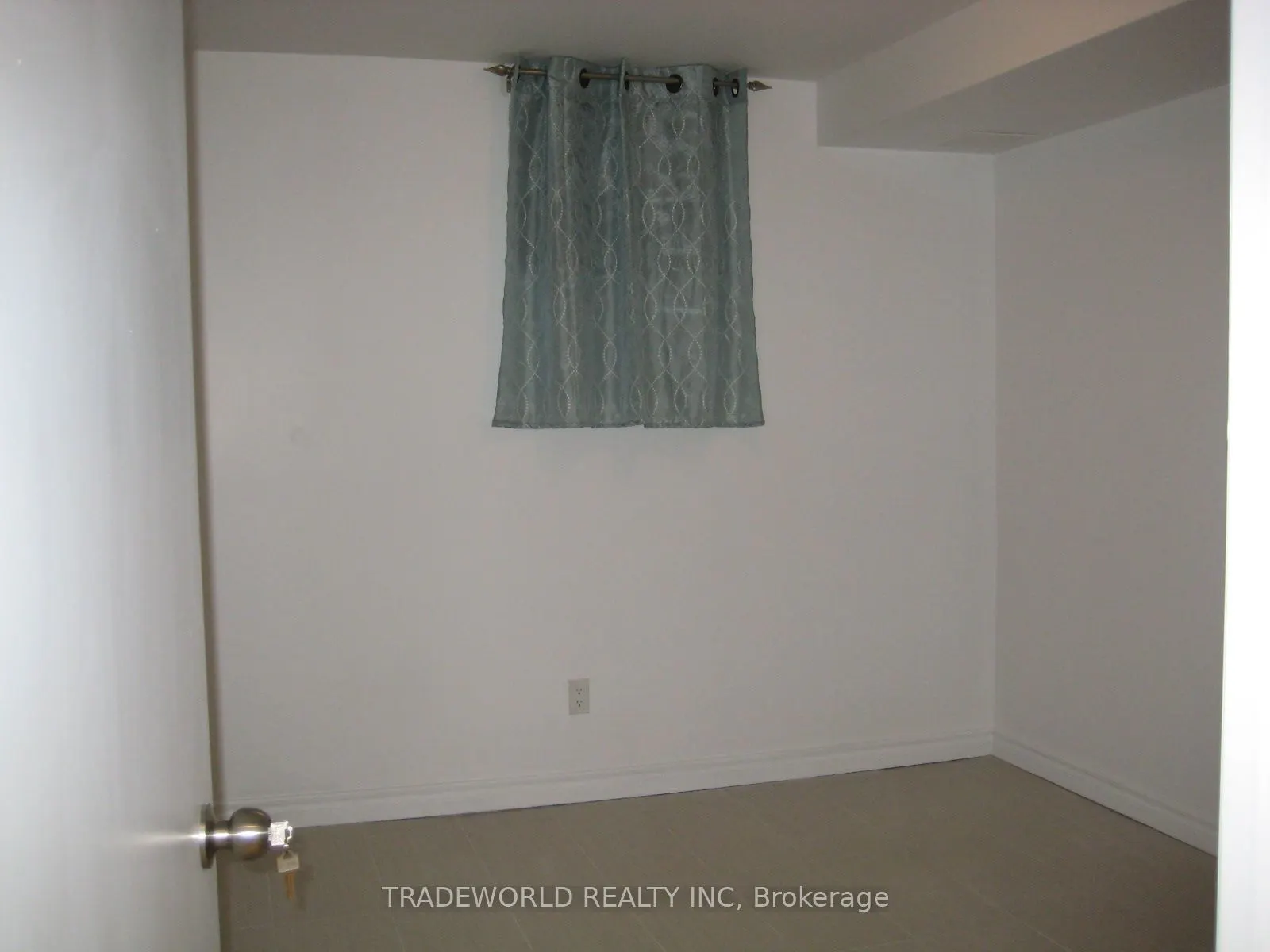 765 Gerrard Street E #Lower