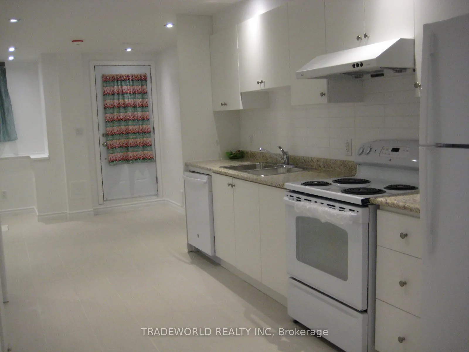 765 Gerrard Street E #Lower