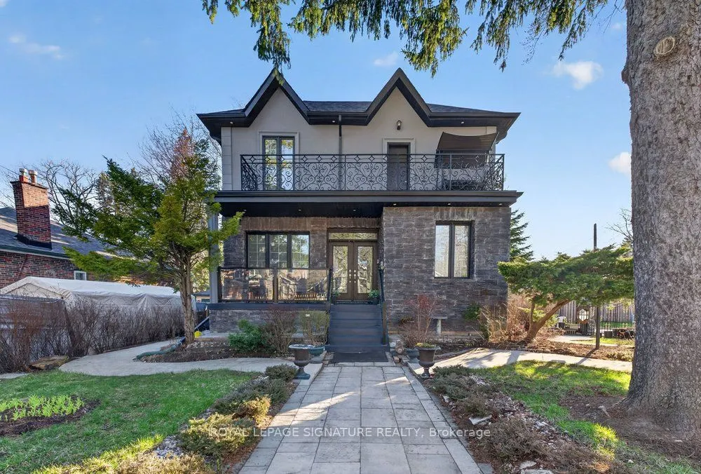 32 Cliffcrest Drive