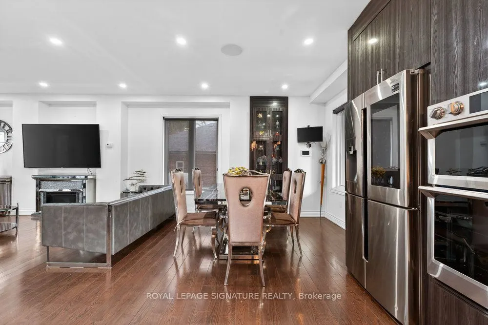 32 Cliffcrest Drive