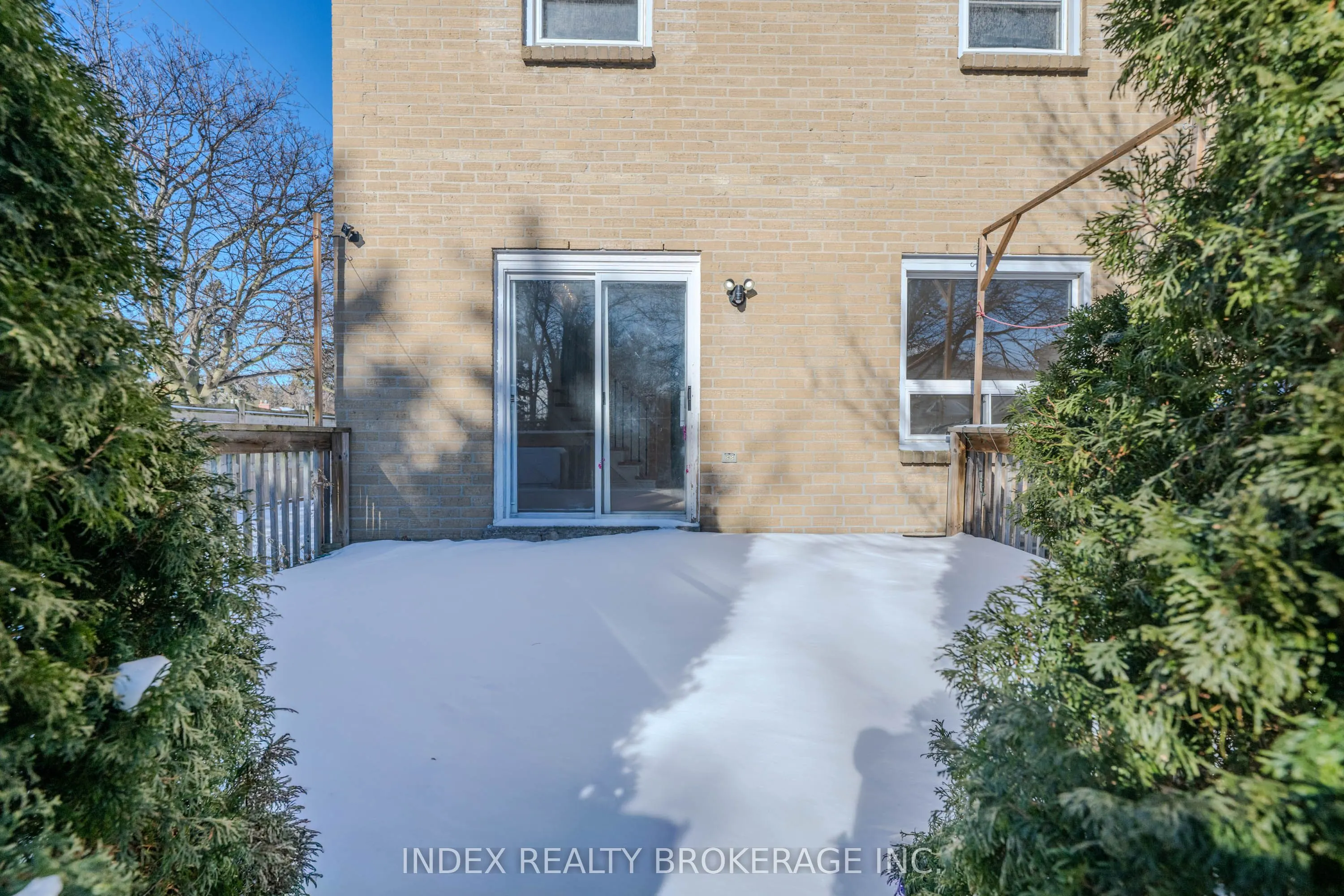 23 Drew Court