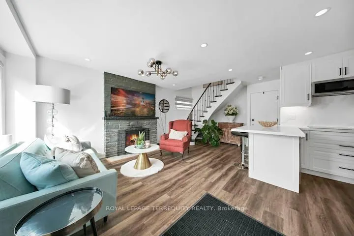 49 Manderley Drive #Main