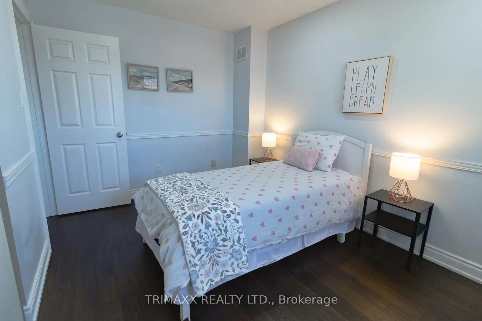 92 Hartrick Place