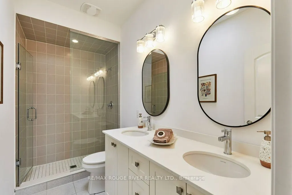 6 Seagrave Lane