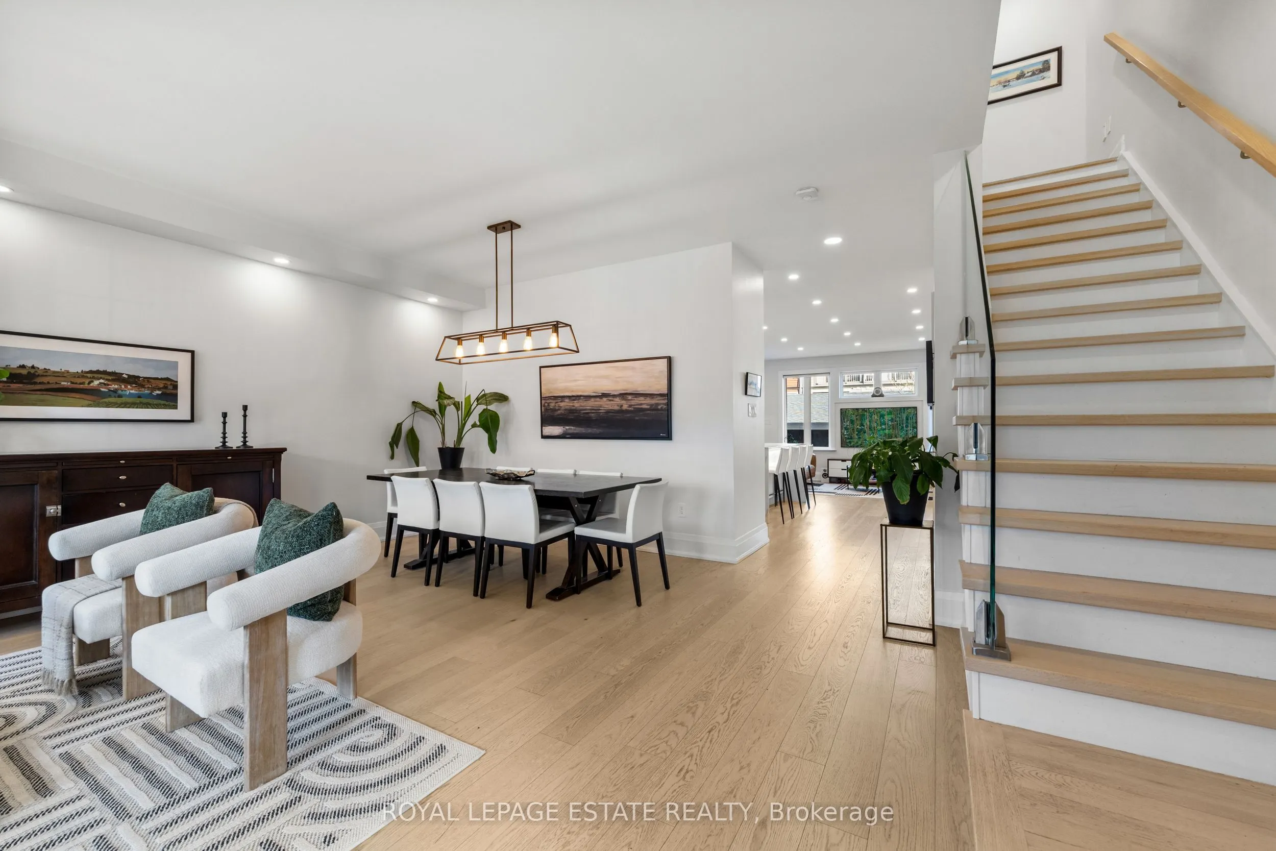 95 Boardwalk Drive