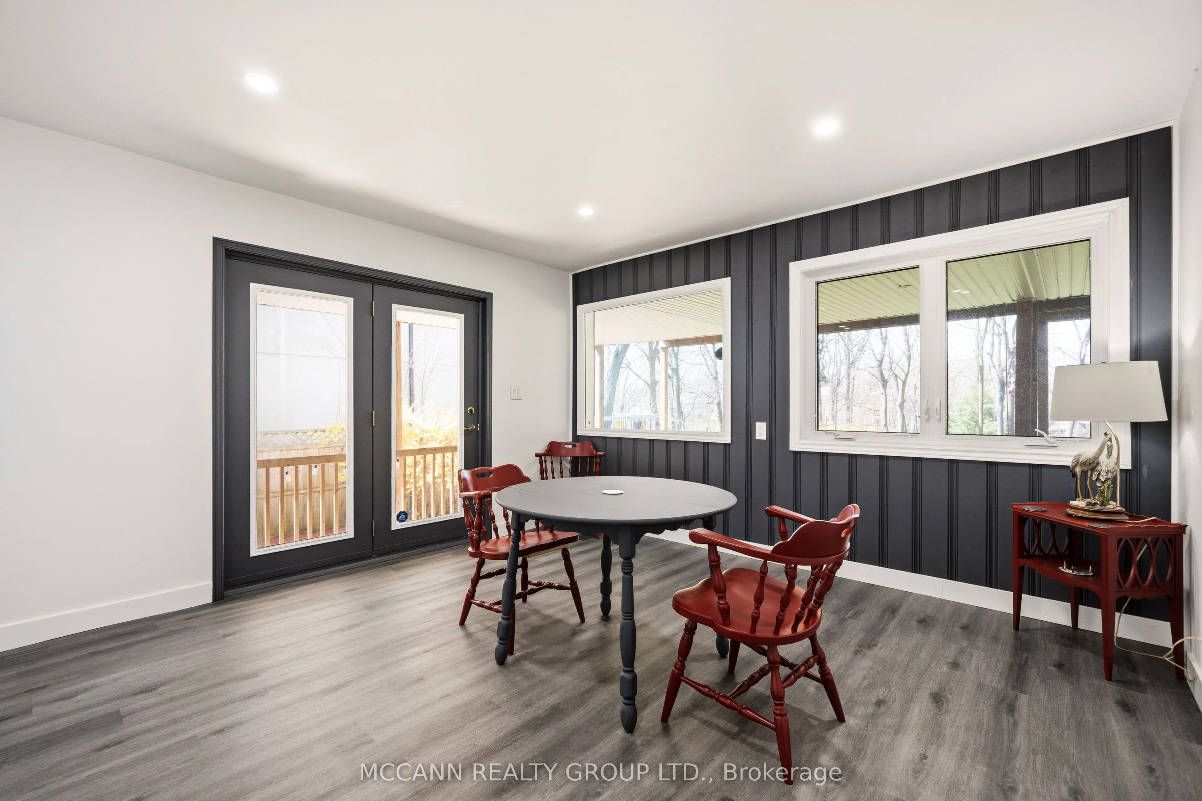 124 Scarboro Crescent