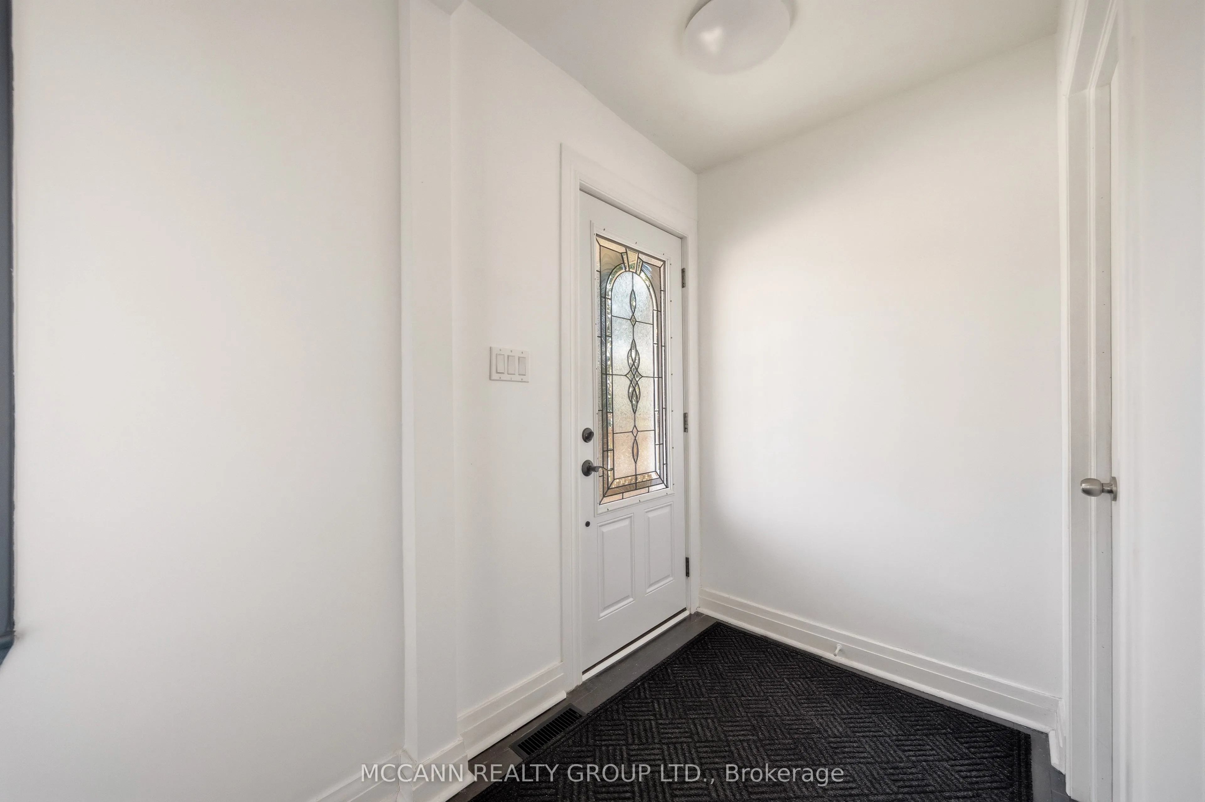 124 Scarboro Crescent