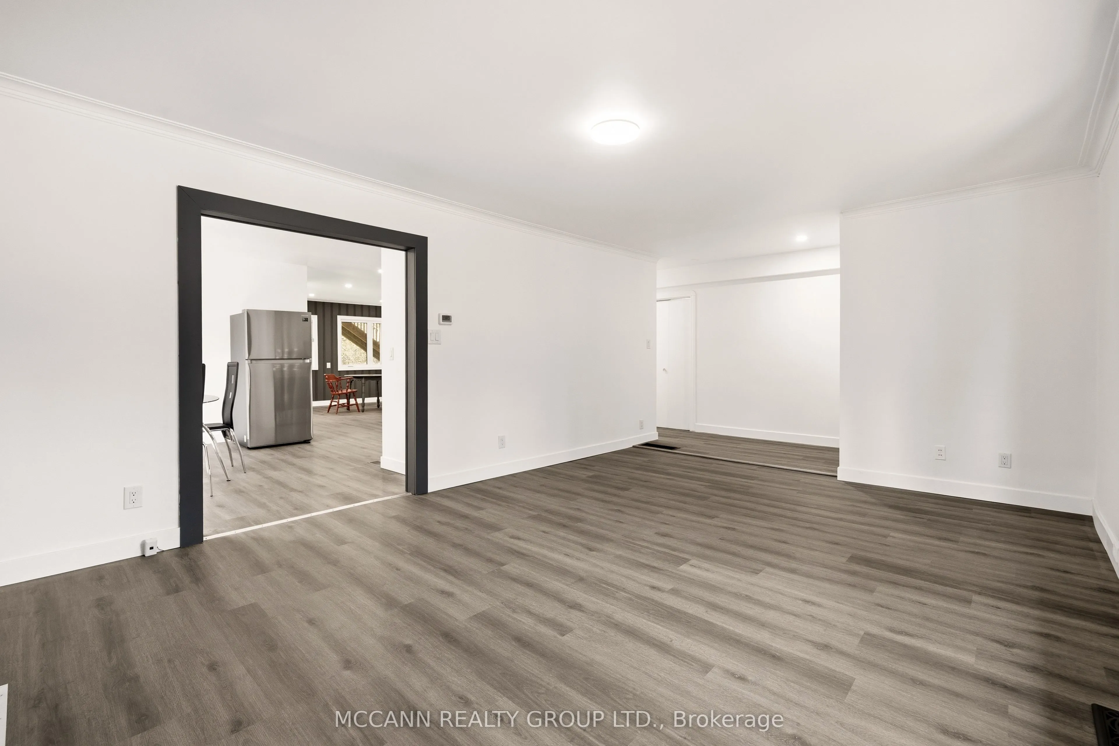 124 Scarboro Crescent
