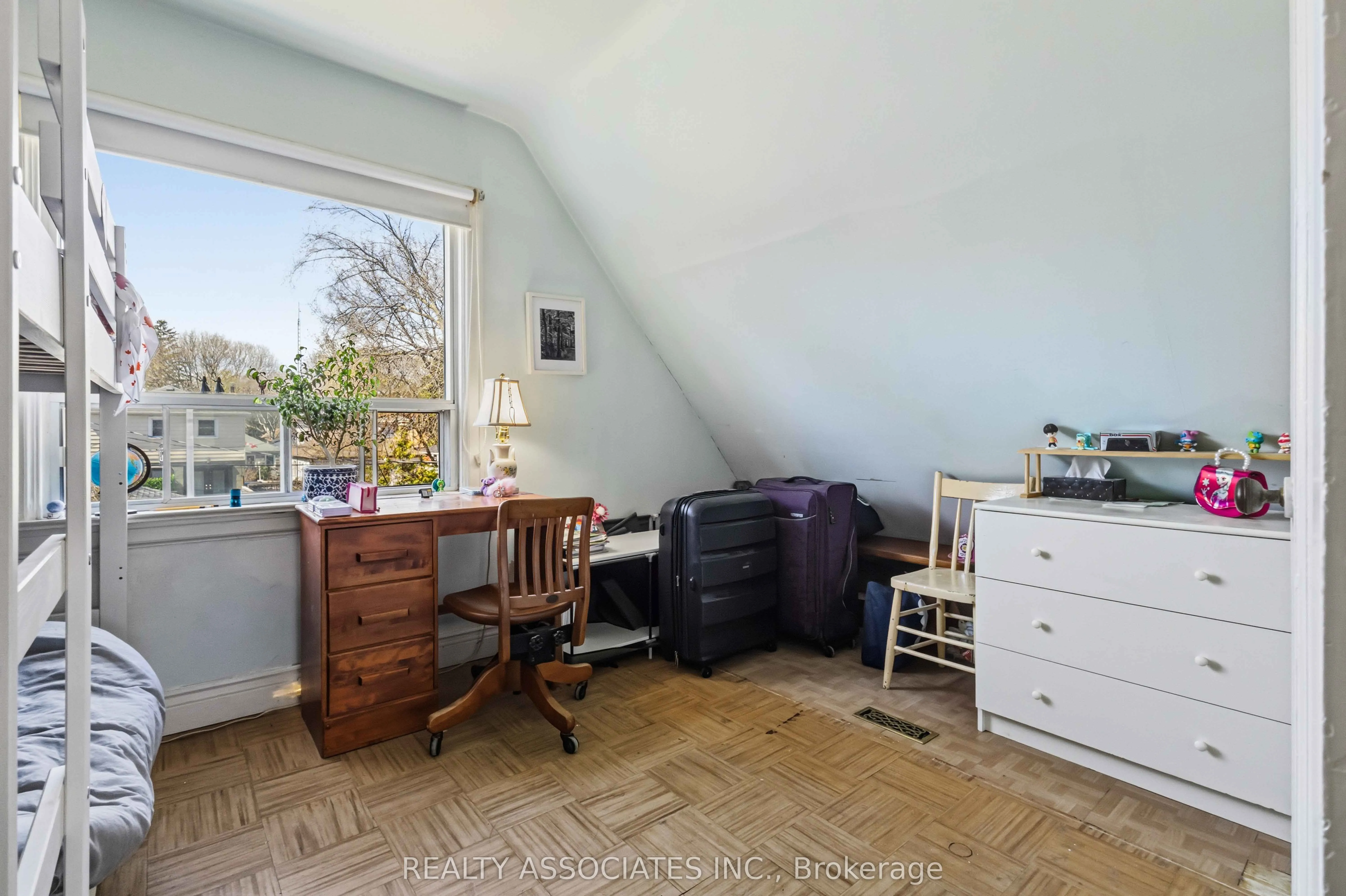 72 Manderley Drive
