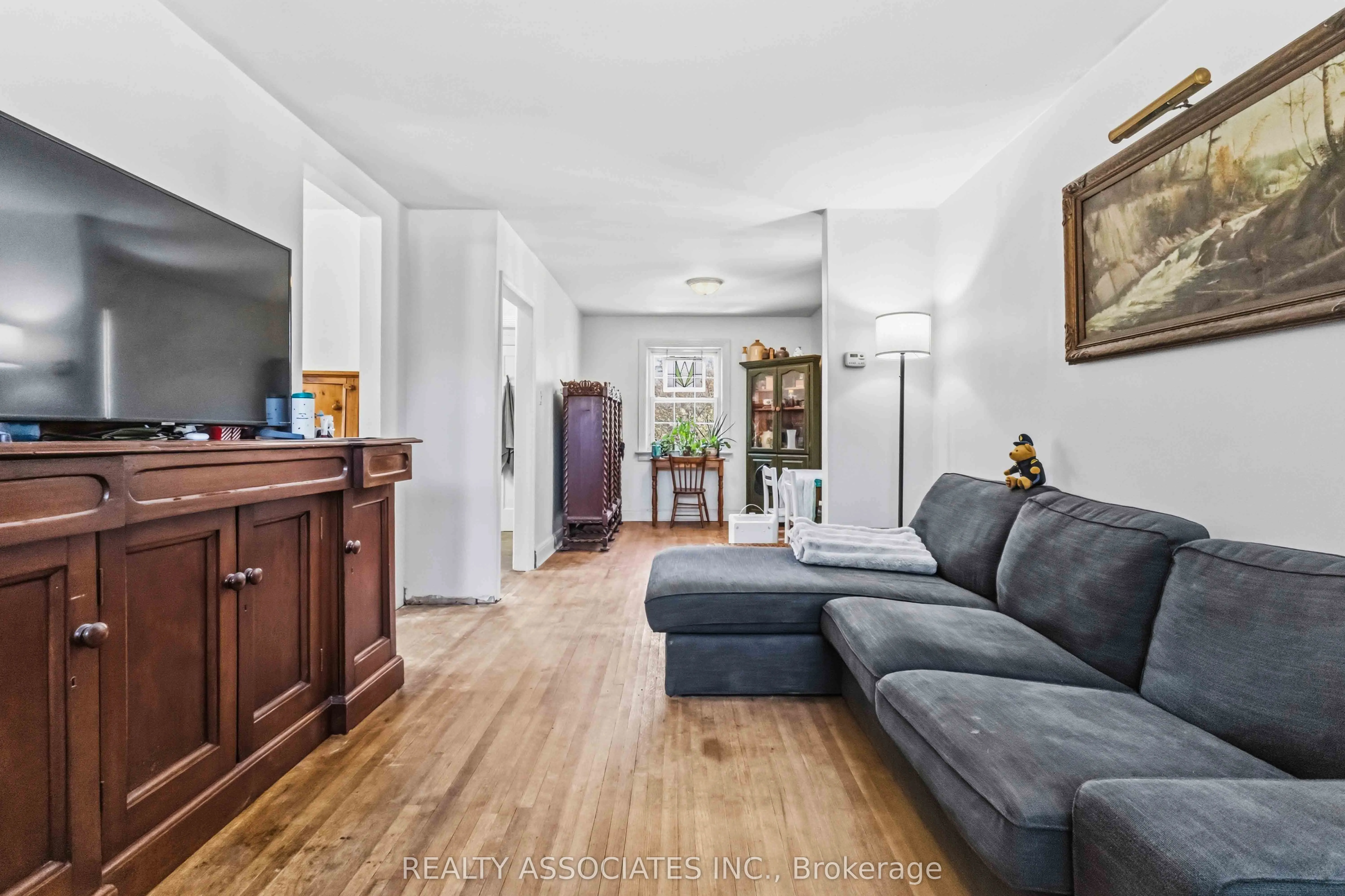 72 Manderley Drive