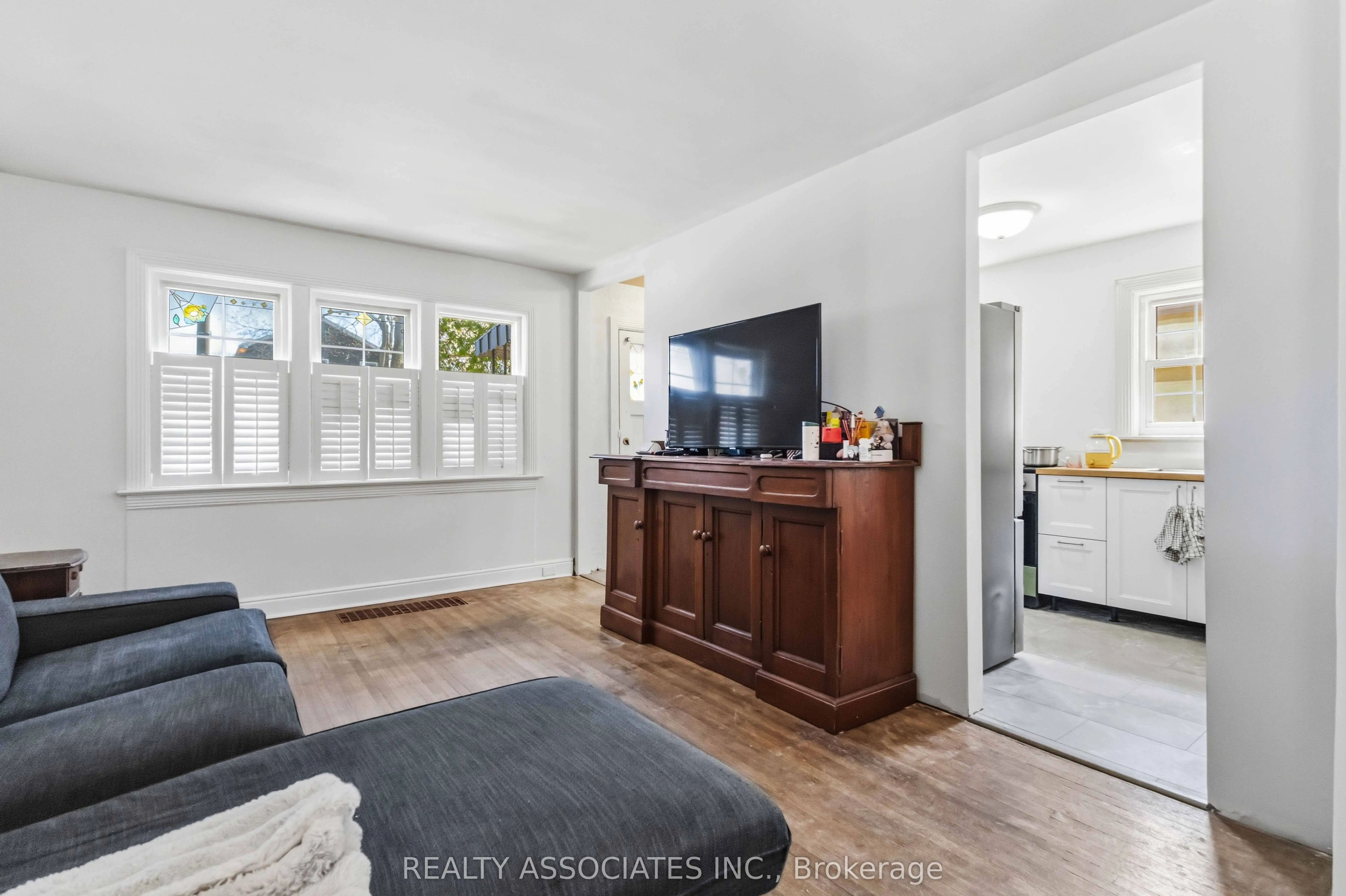 72 Manderley Drive