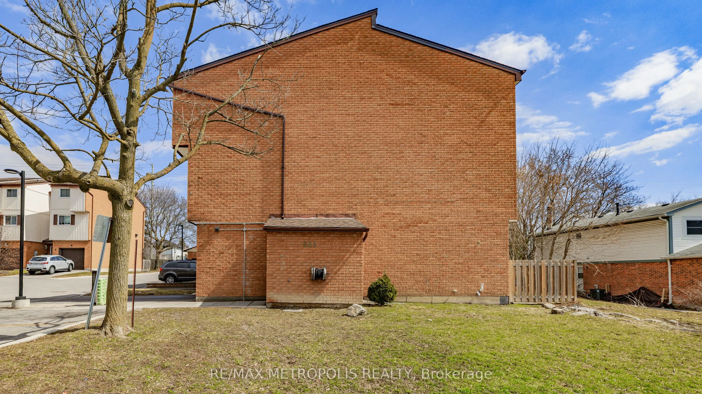 601 Galahad Drive #19