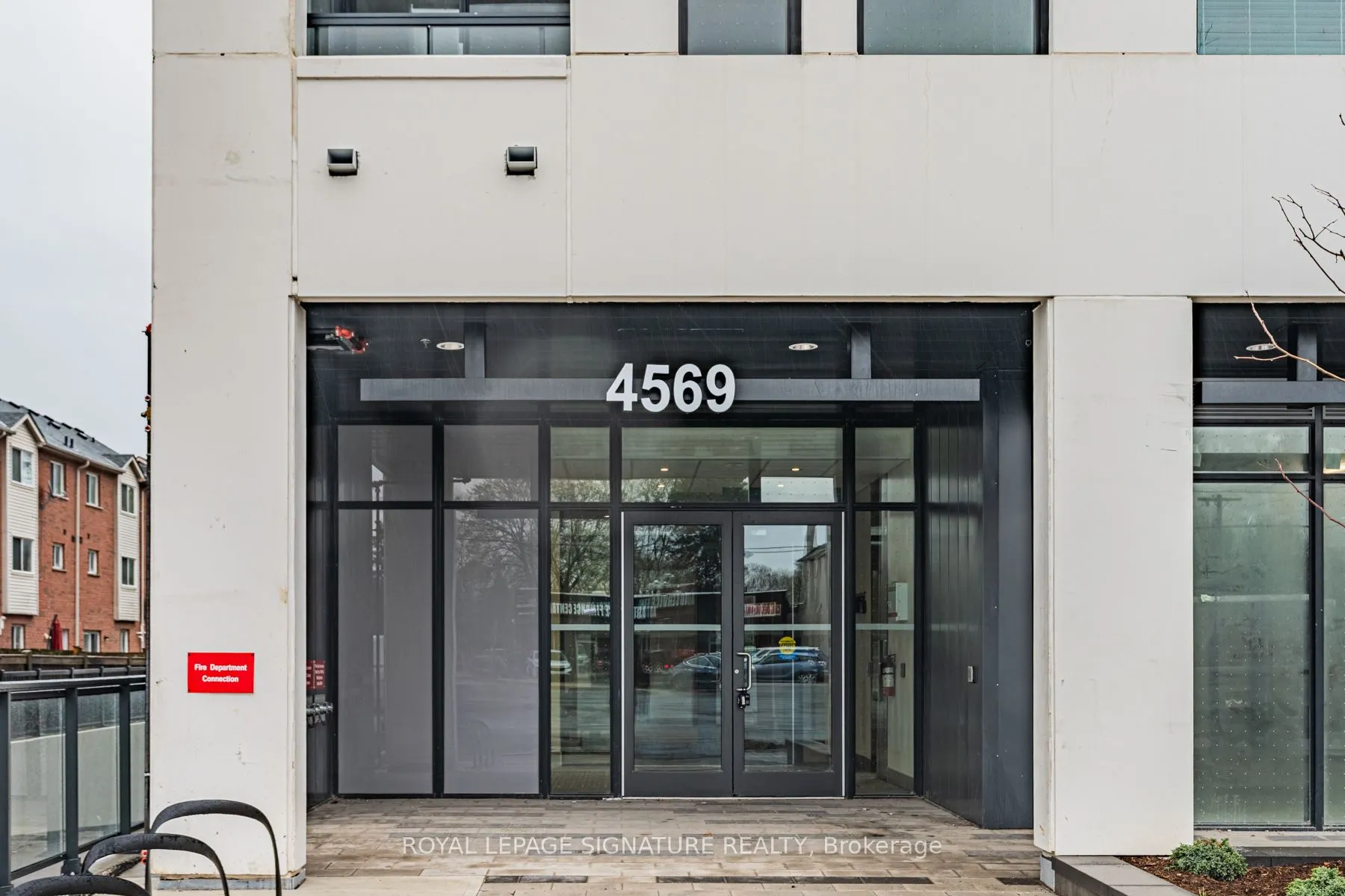 4569 Kingston Road #101