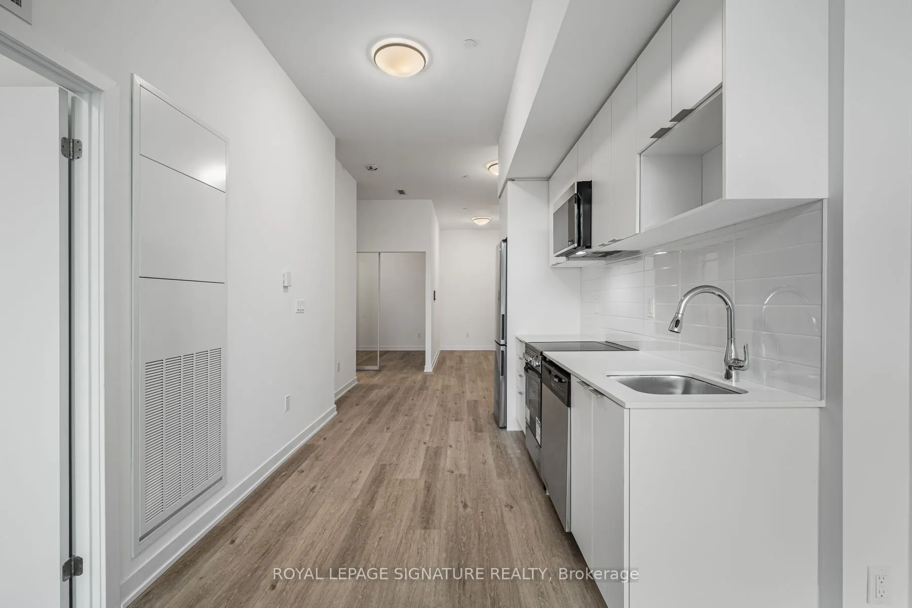 4569 Kingston Road #101