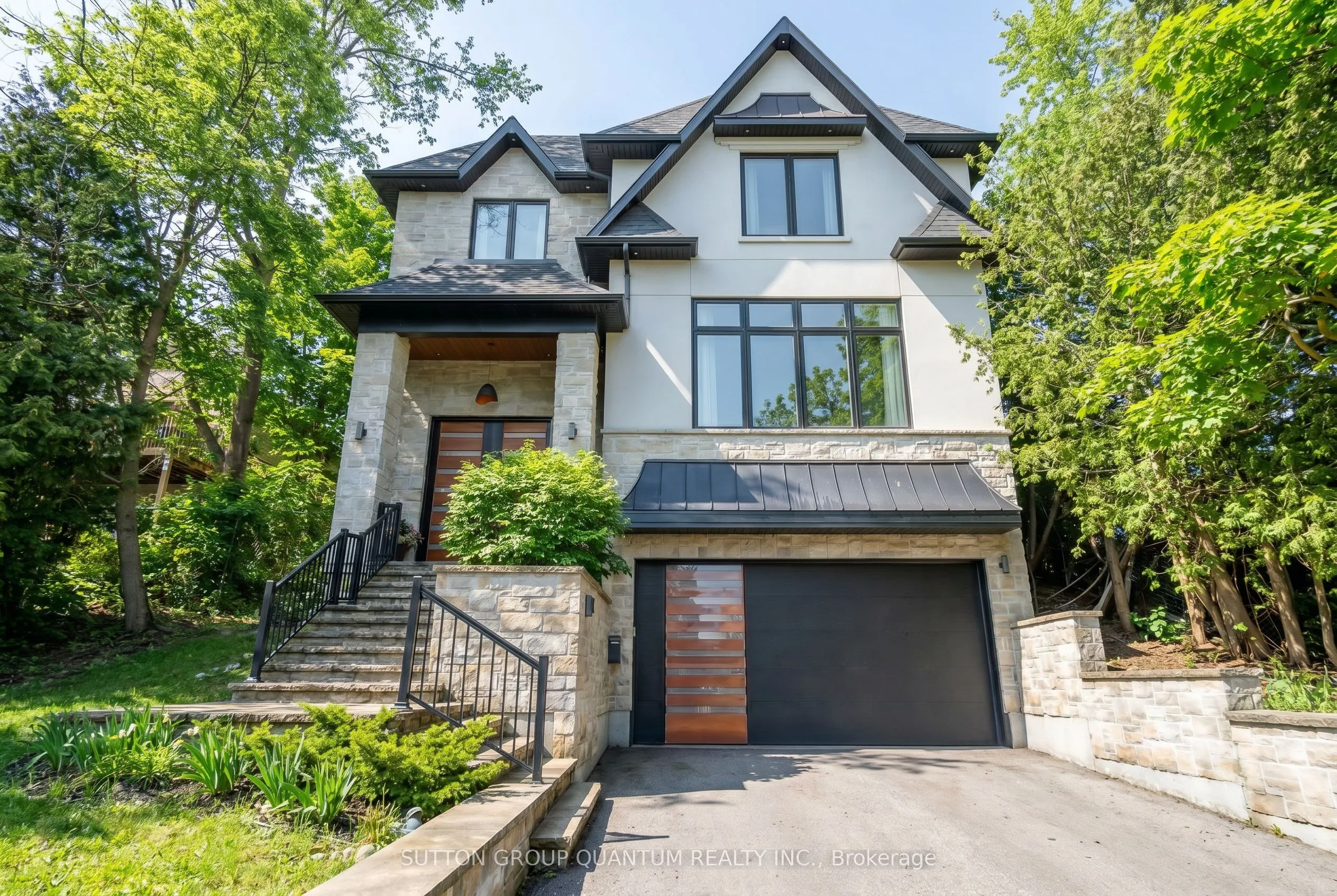 700 Hillcrest Road