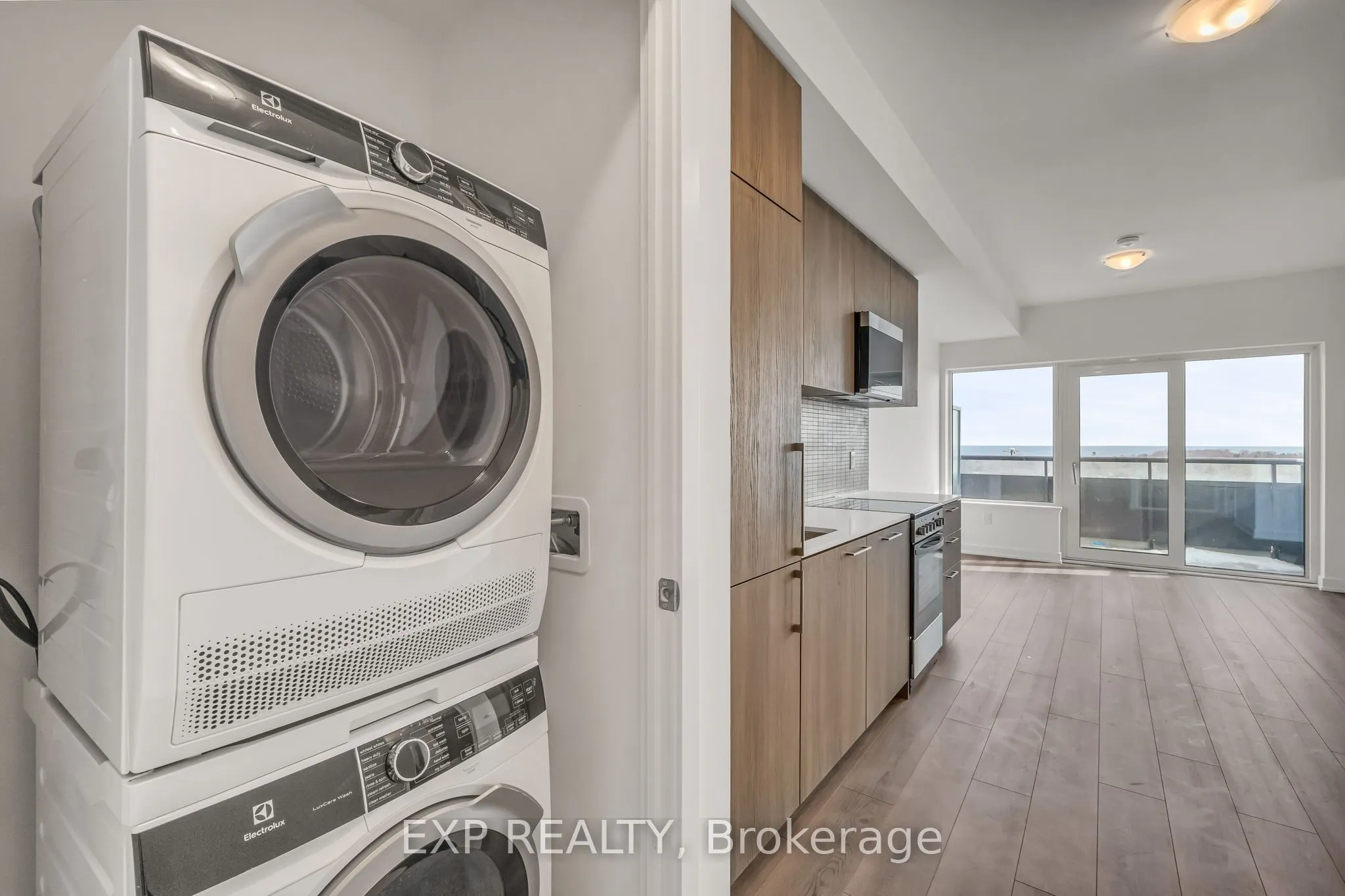 7437 Kingston Road #908B