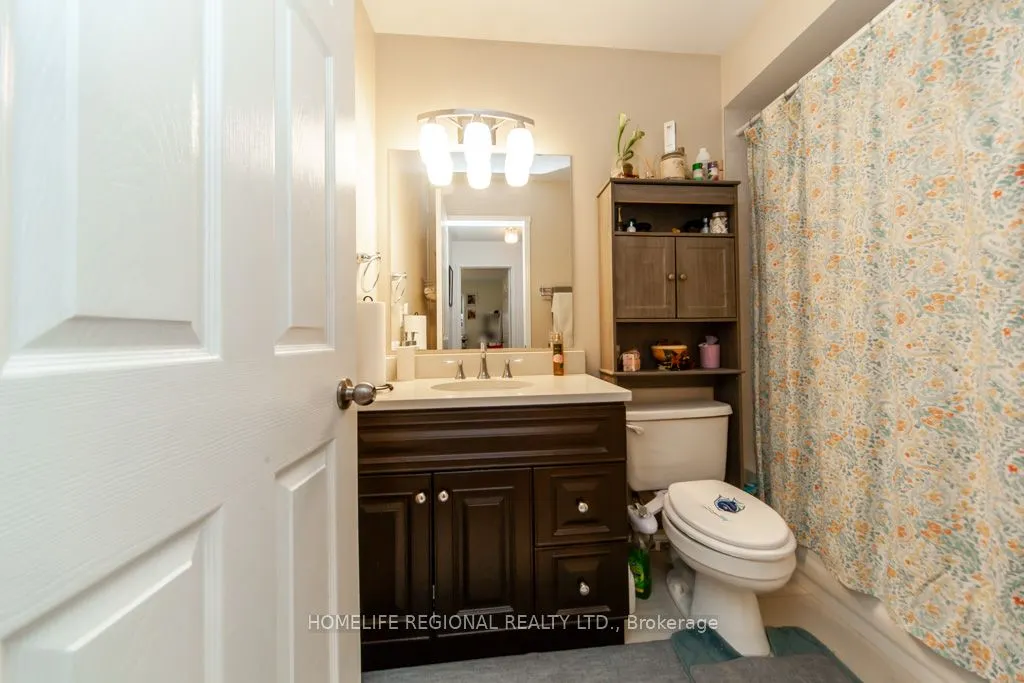 20 Rosemarie Crescent