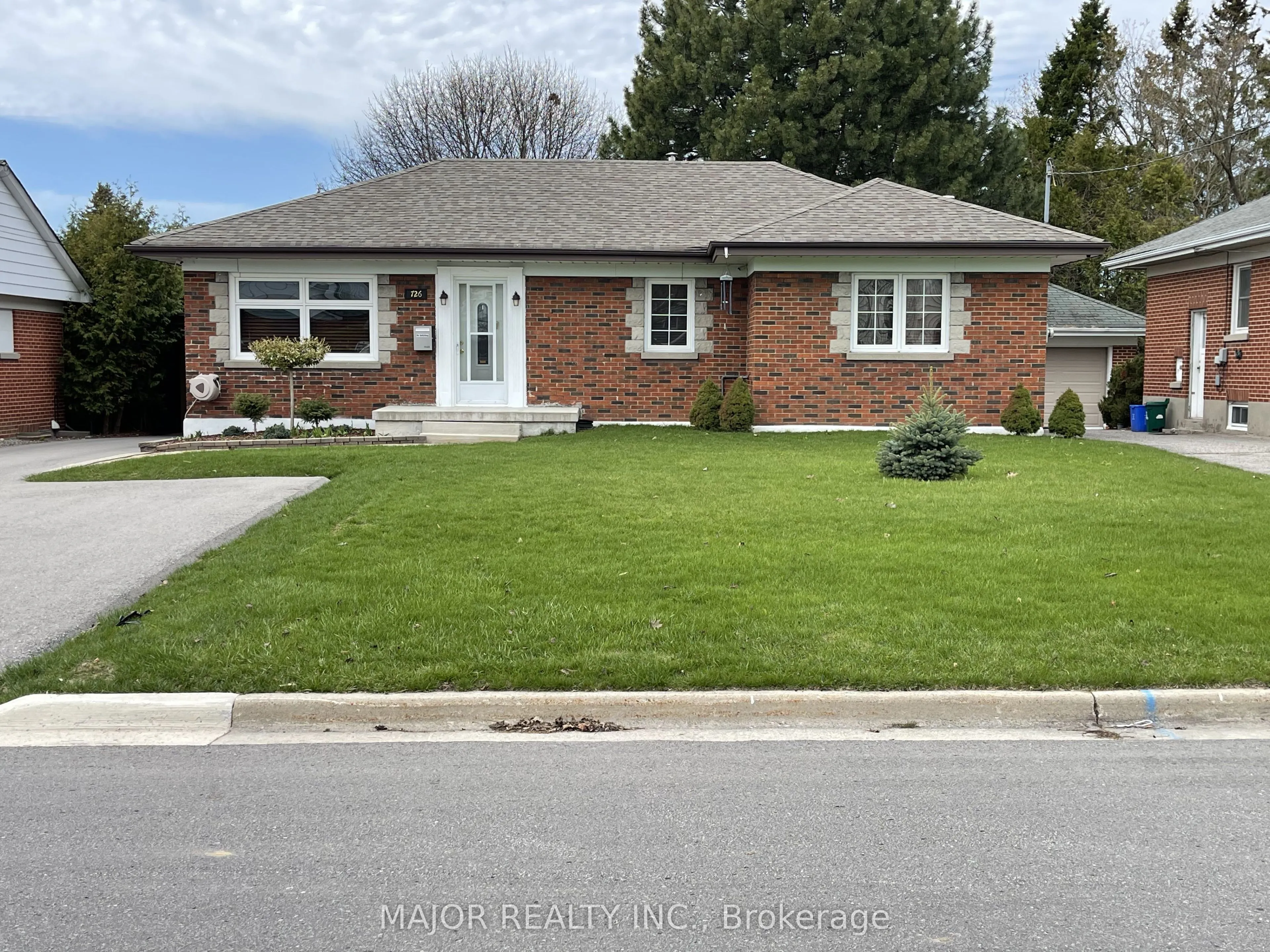 726 Bessborough Drive