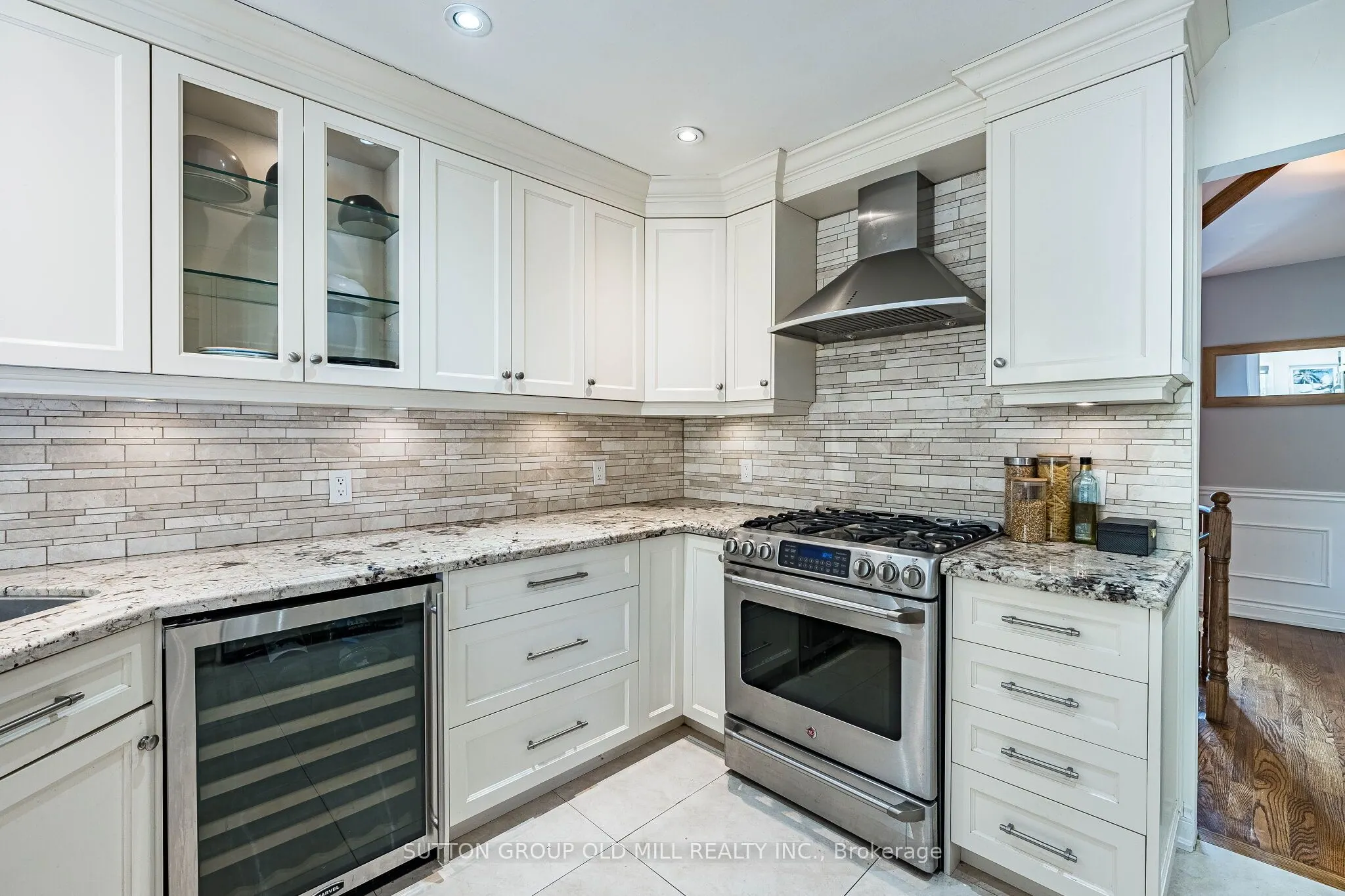 501 Sundown Crescent