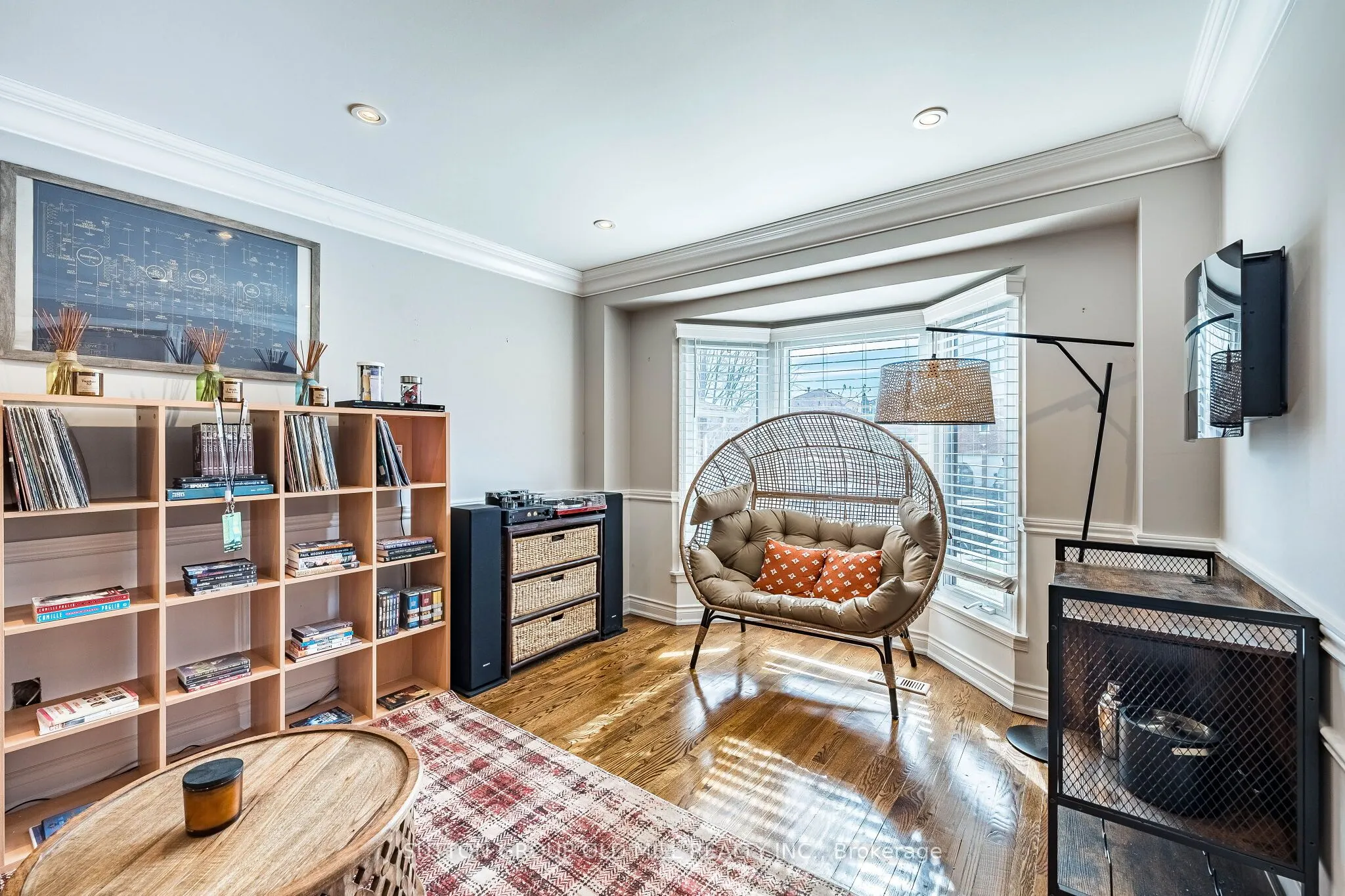 501 Sundown Crescent