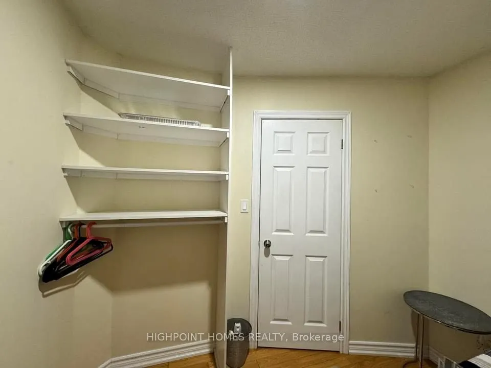 2 Hedge End Road #115