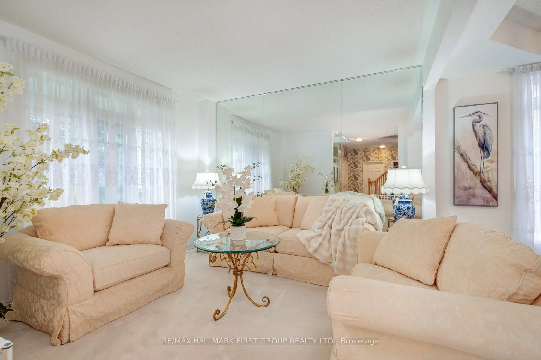 990 Glenbourne Drive