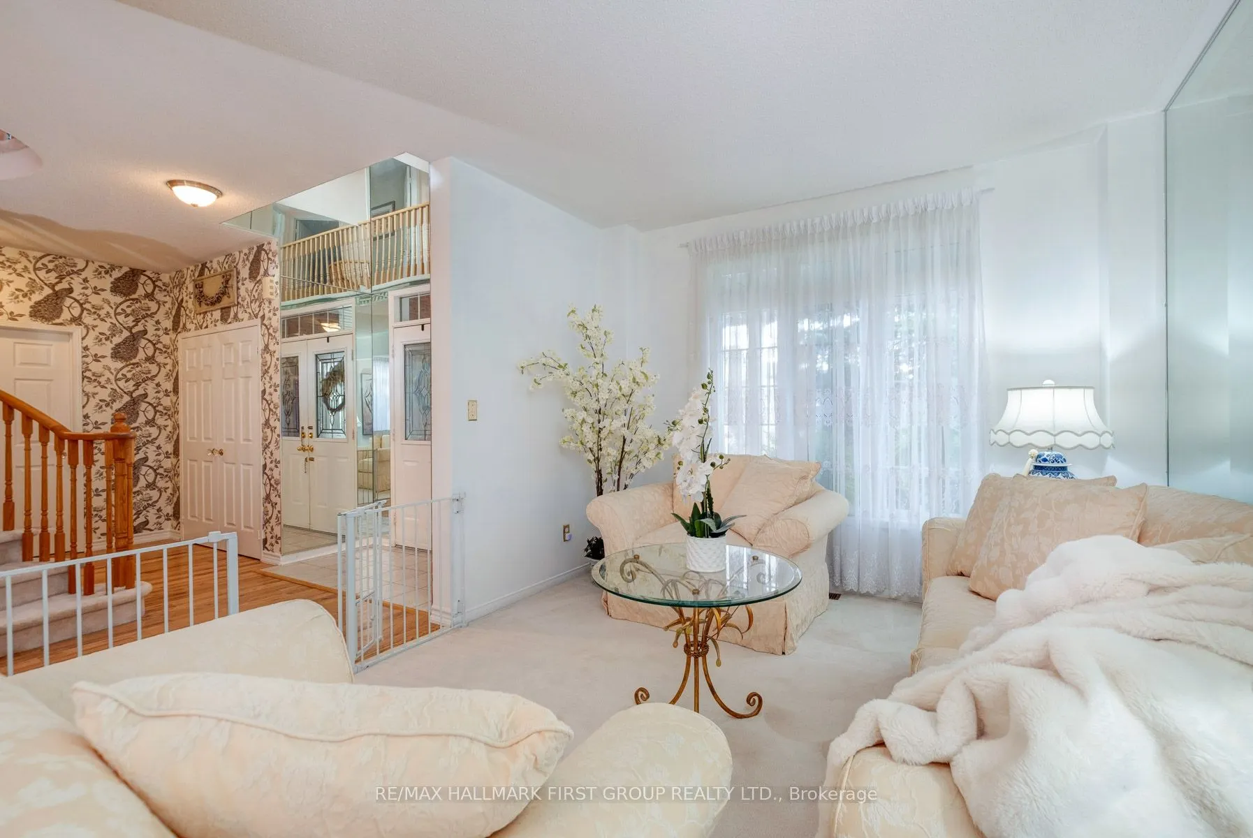 990 Glenbourne Drive