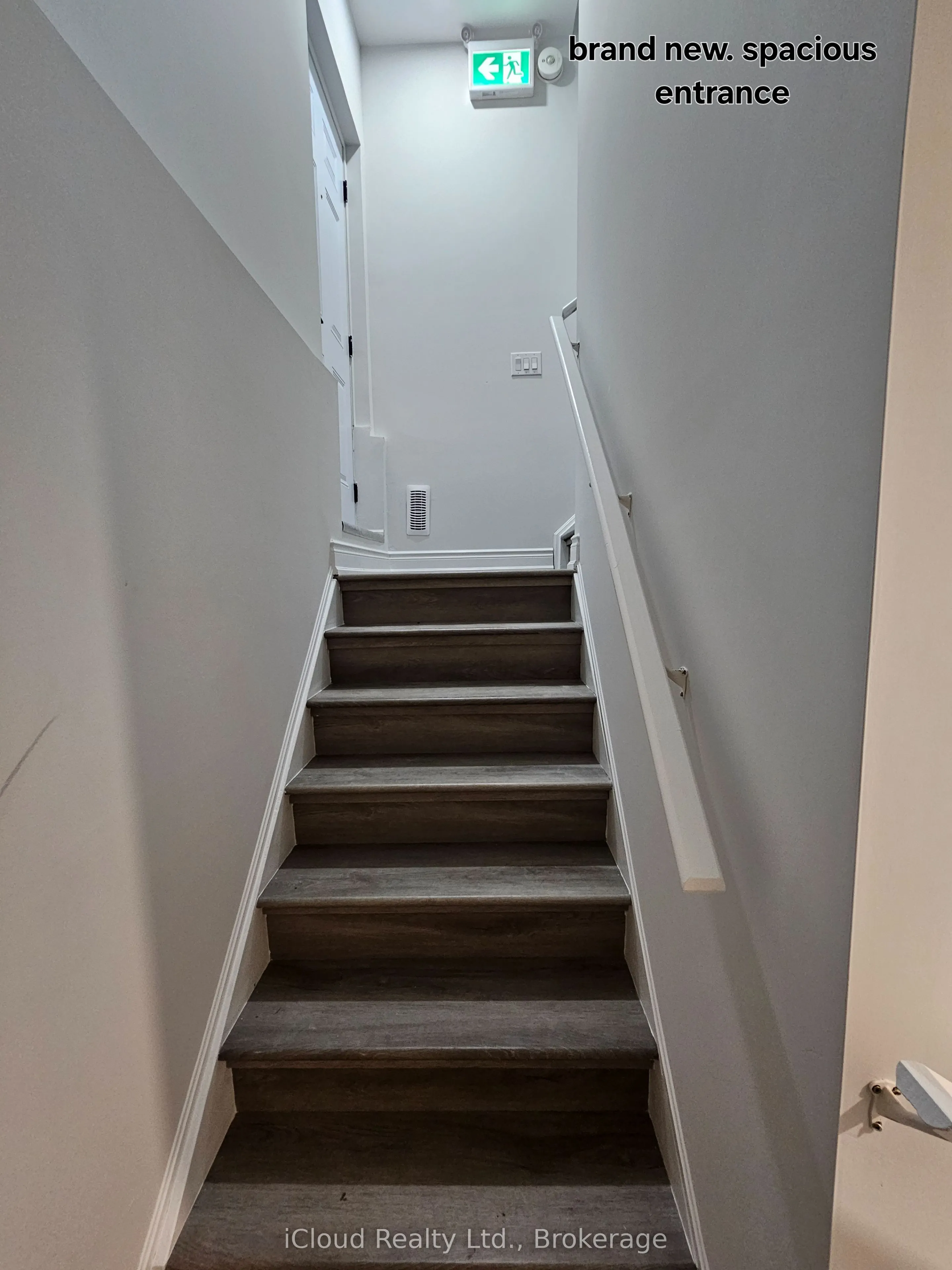 95 Northglen Boulevard #Bsmt