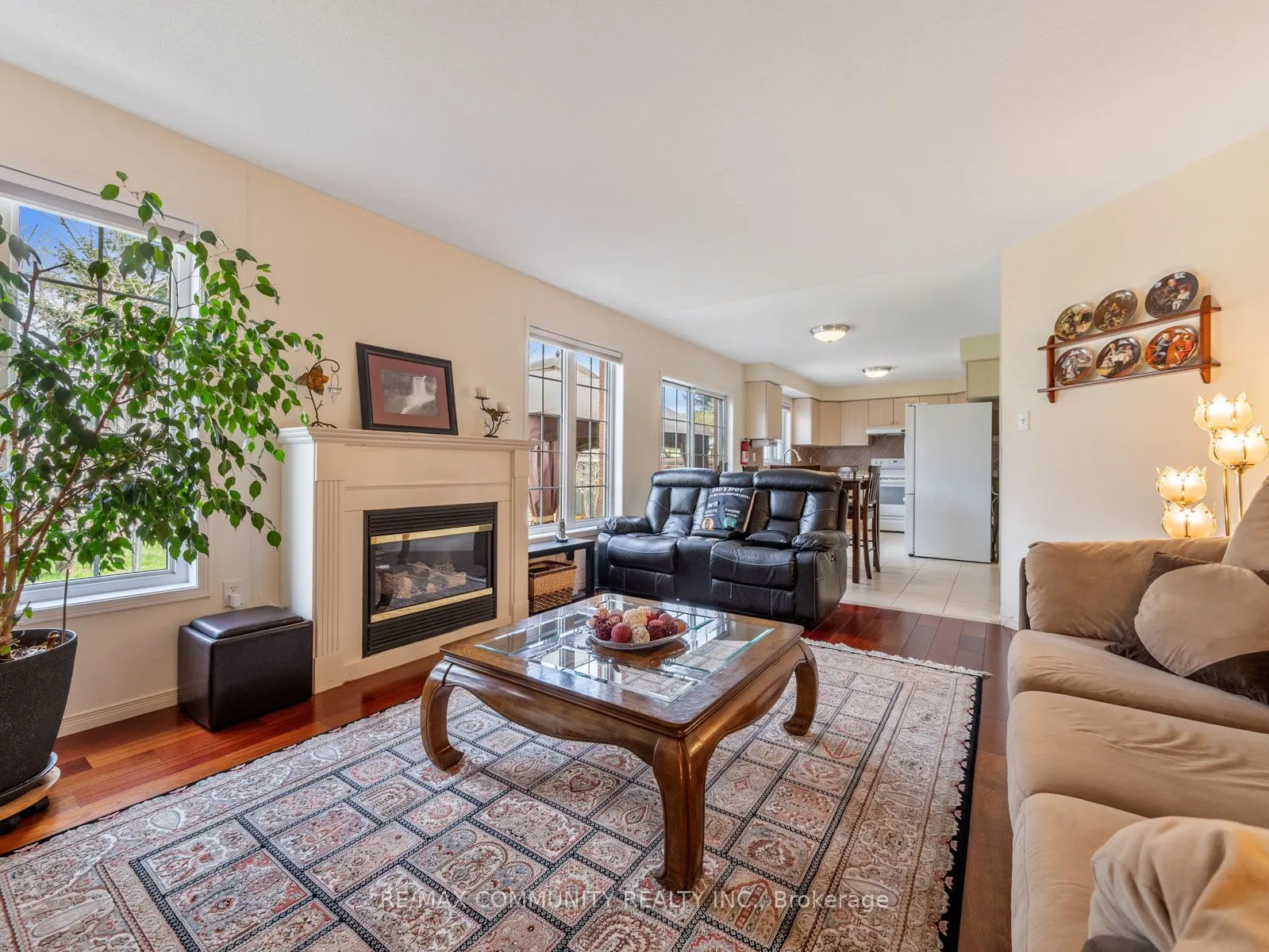 54 Morland Crescent