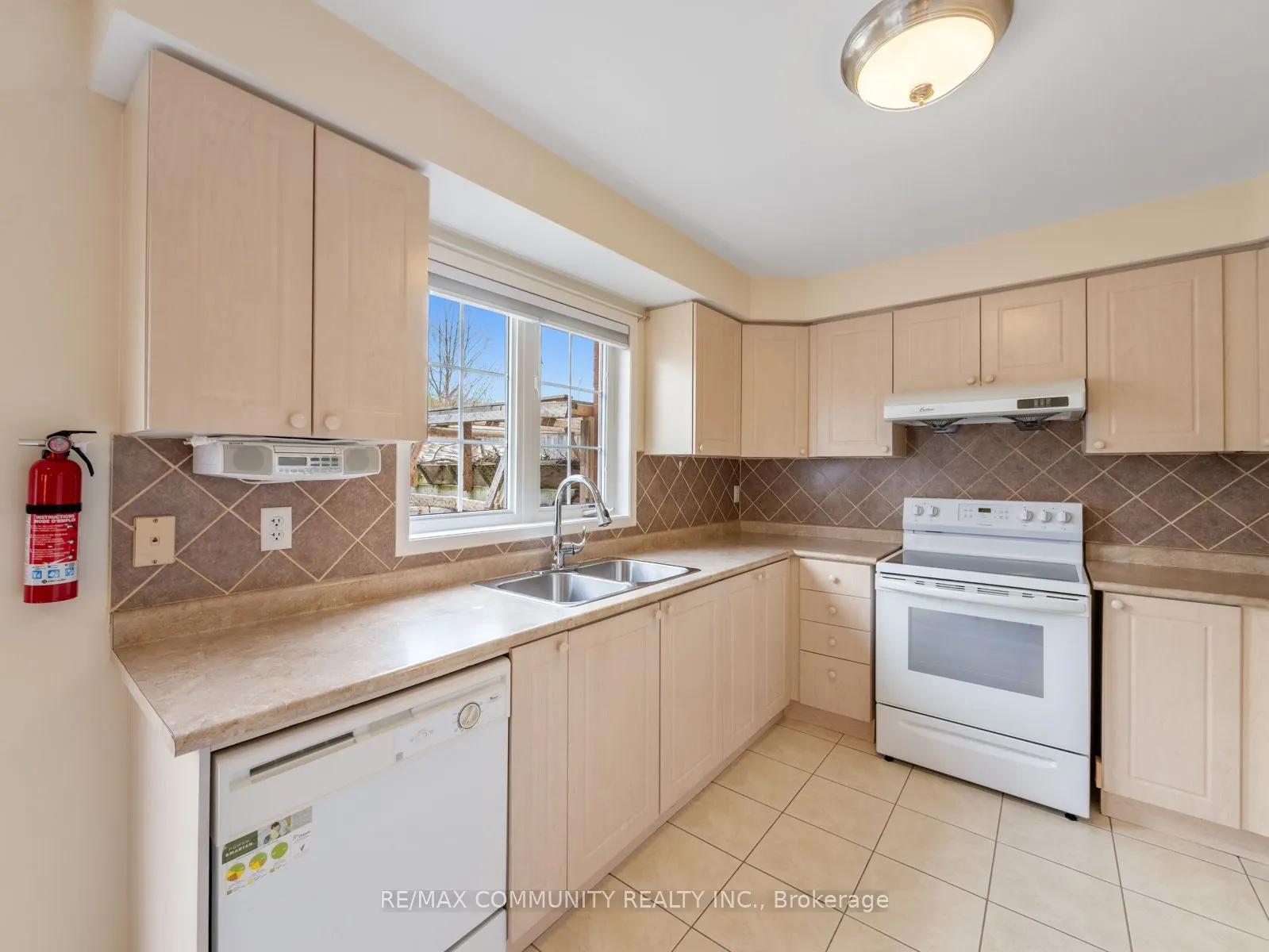 54 Morland Crescent