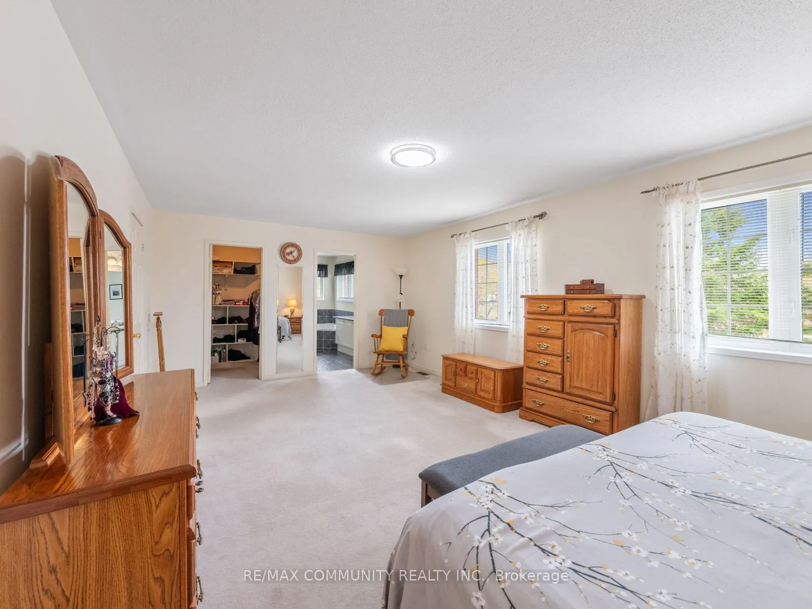 54 Morland Crescent