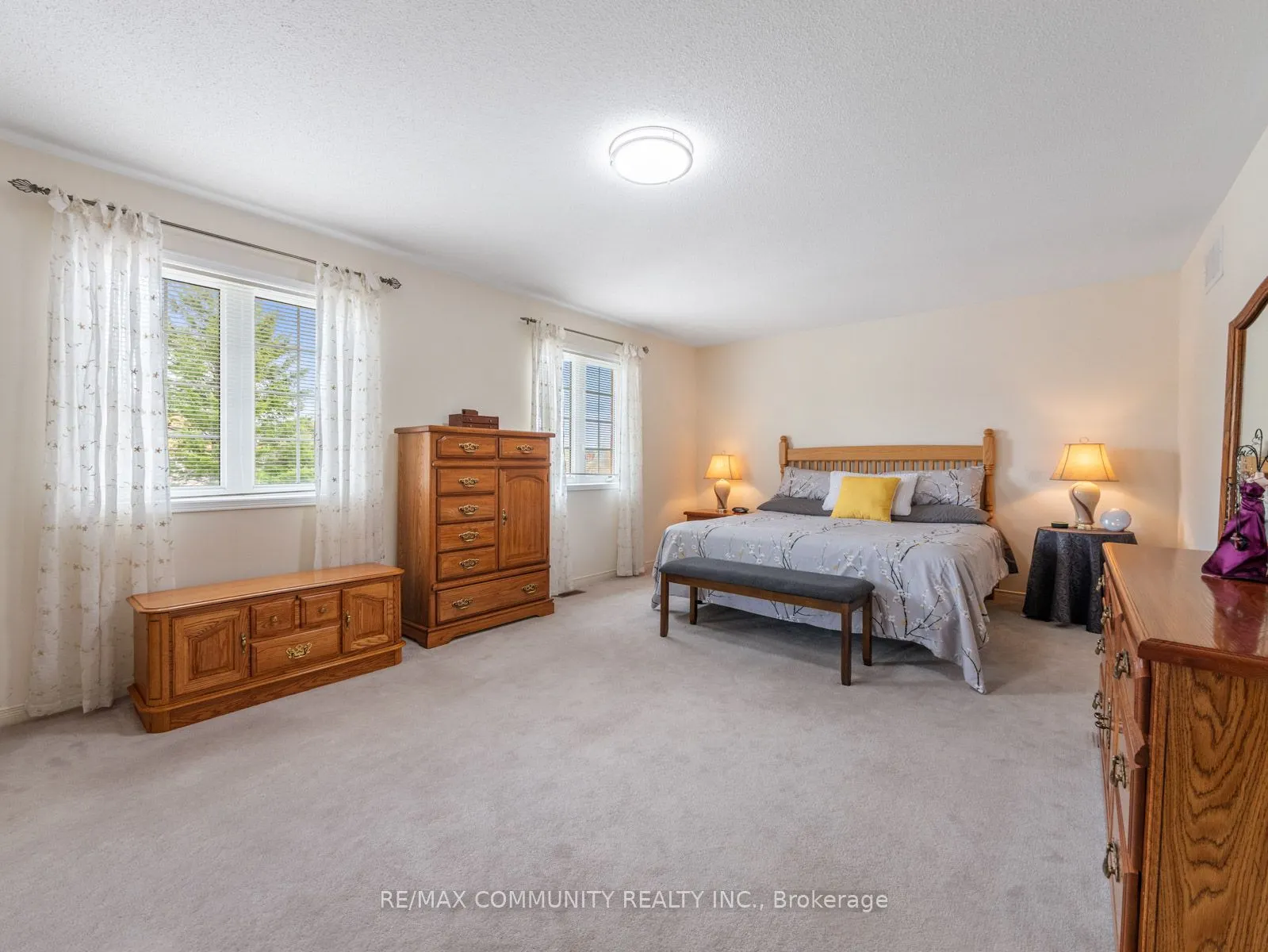 54 Morland Crescent