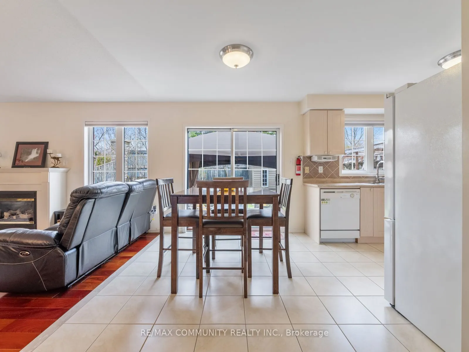 54 Morland Crescent