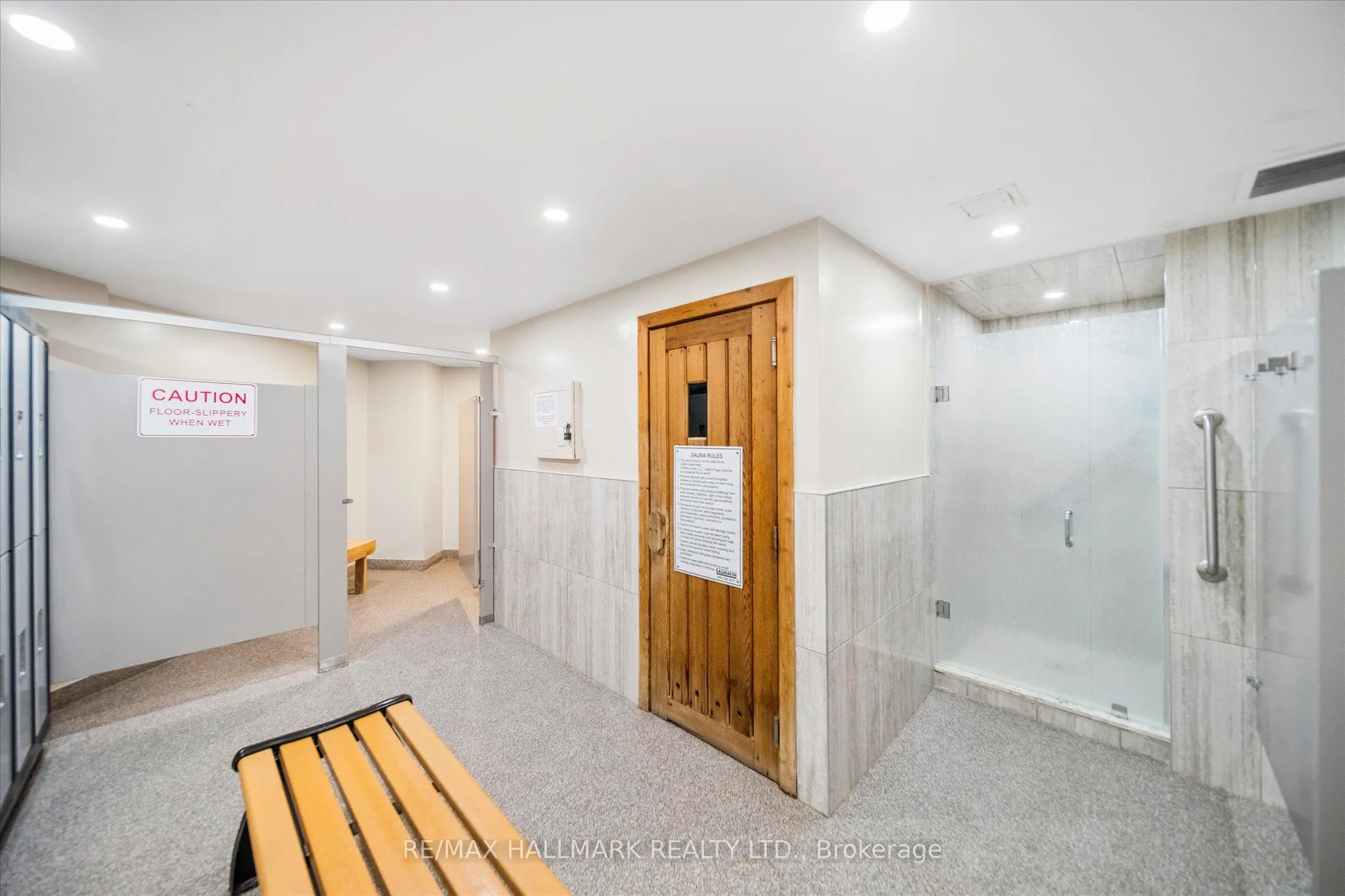 20 Dean Park Road #902