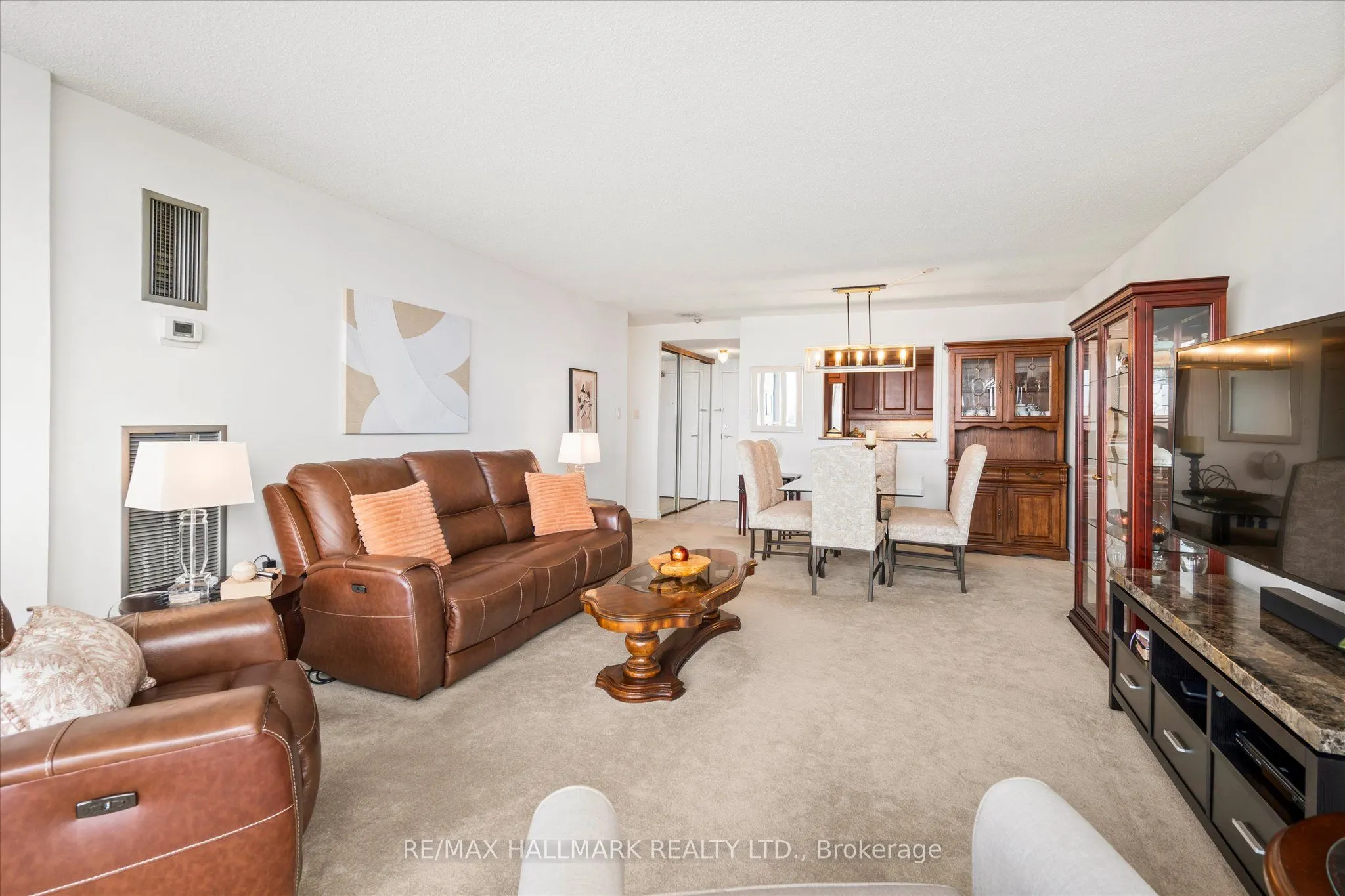 20 Dean Park Road #902