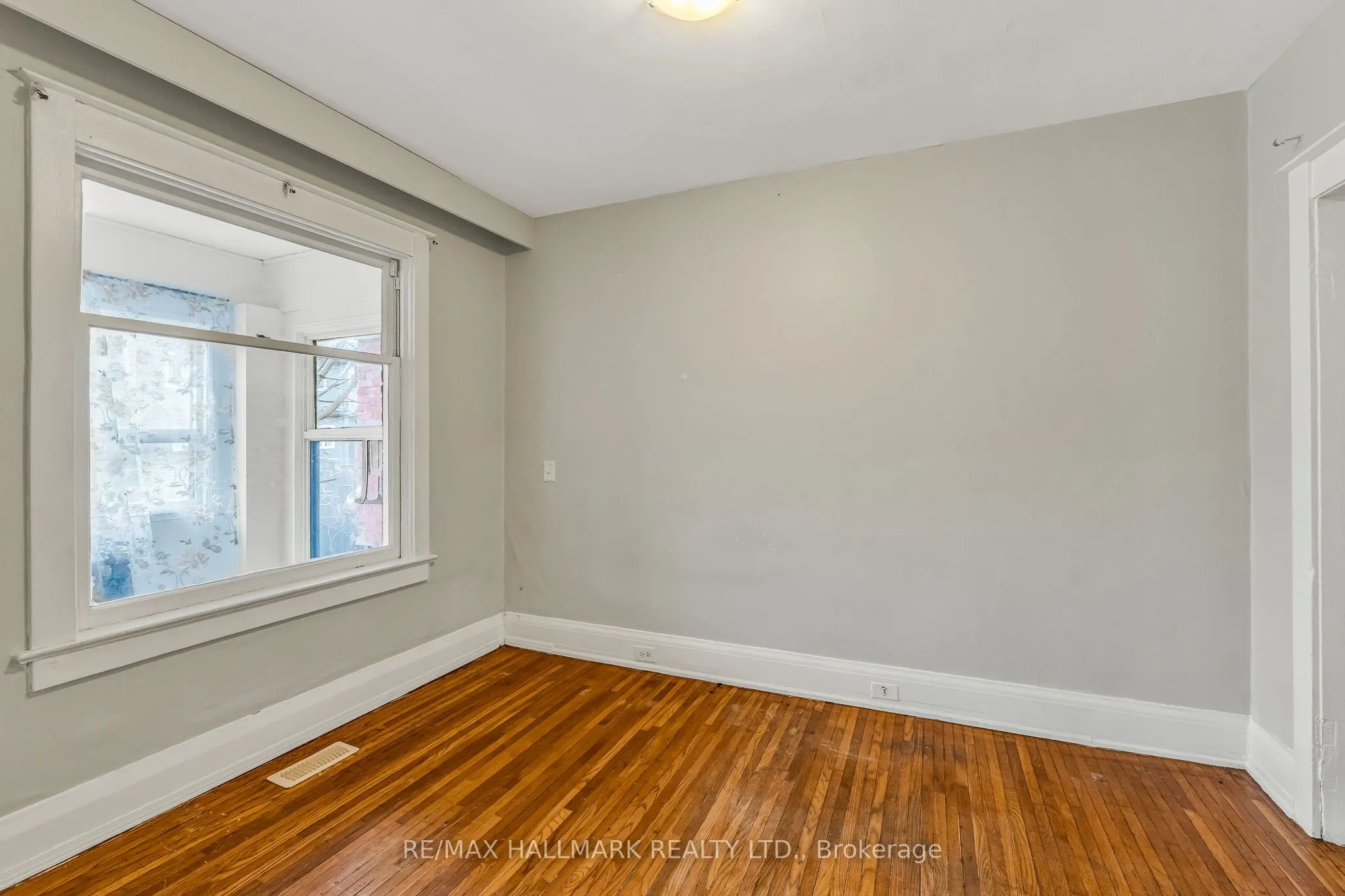 20 Kelvin Avenue