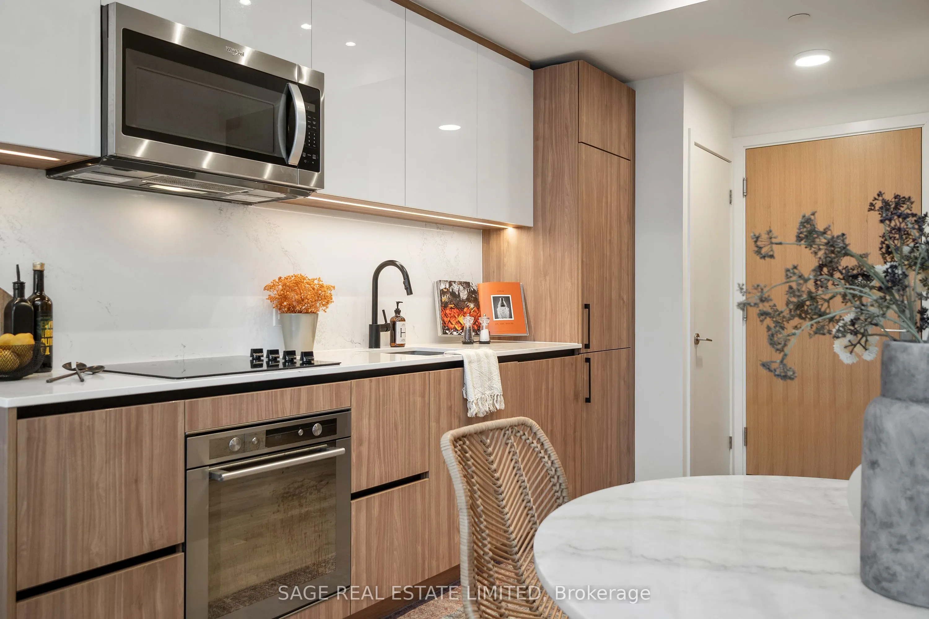 150 Logan Avenue #606