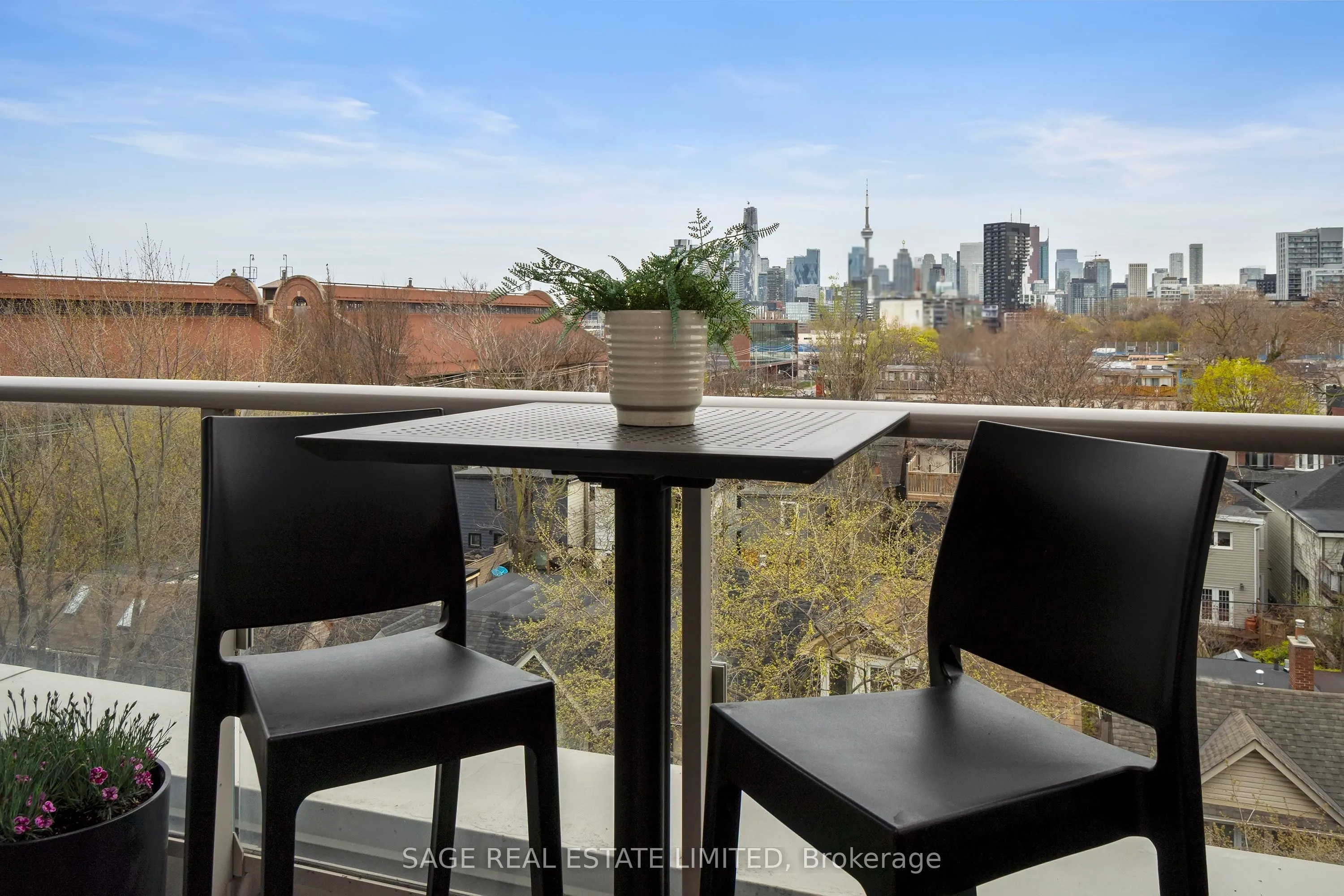 150 Logan Avenue #606