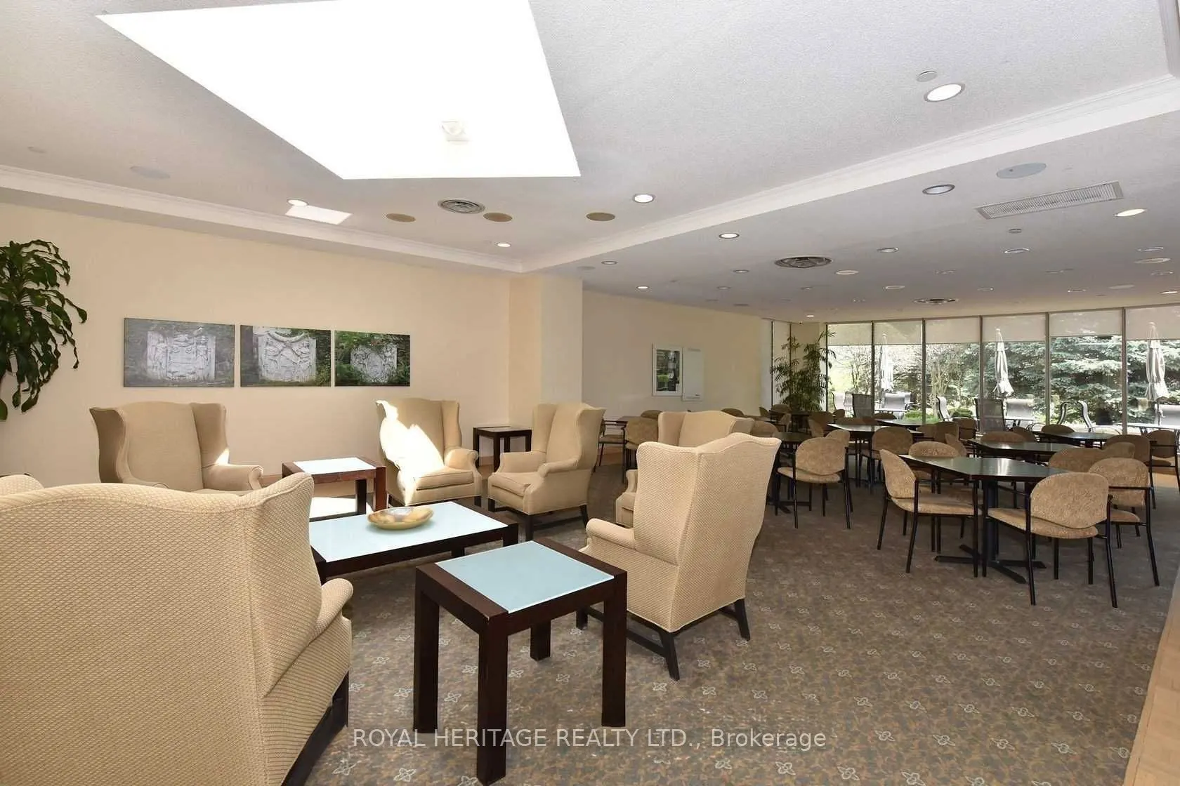 20 guildwood Parkway #207