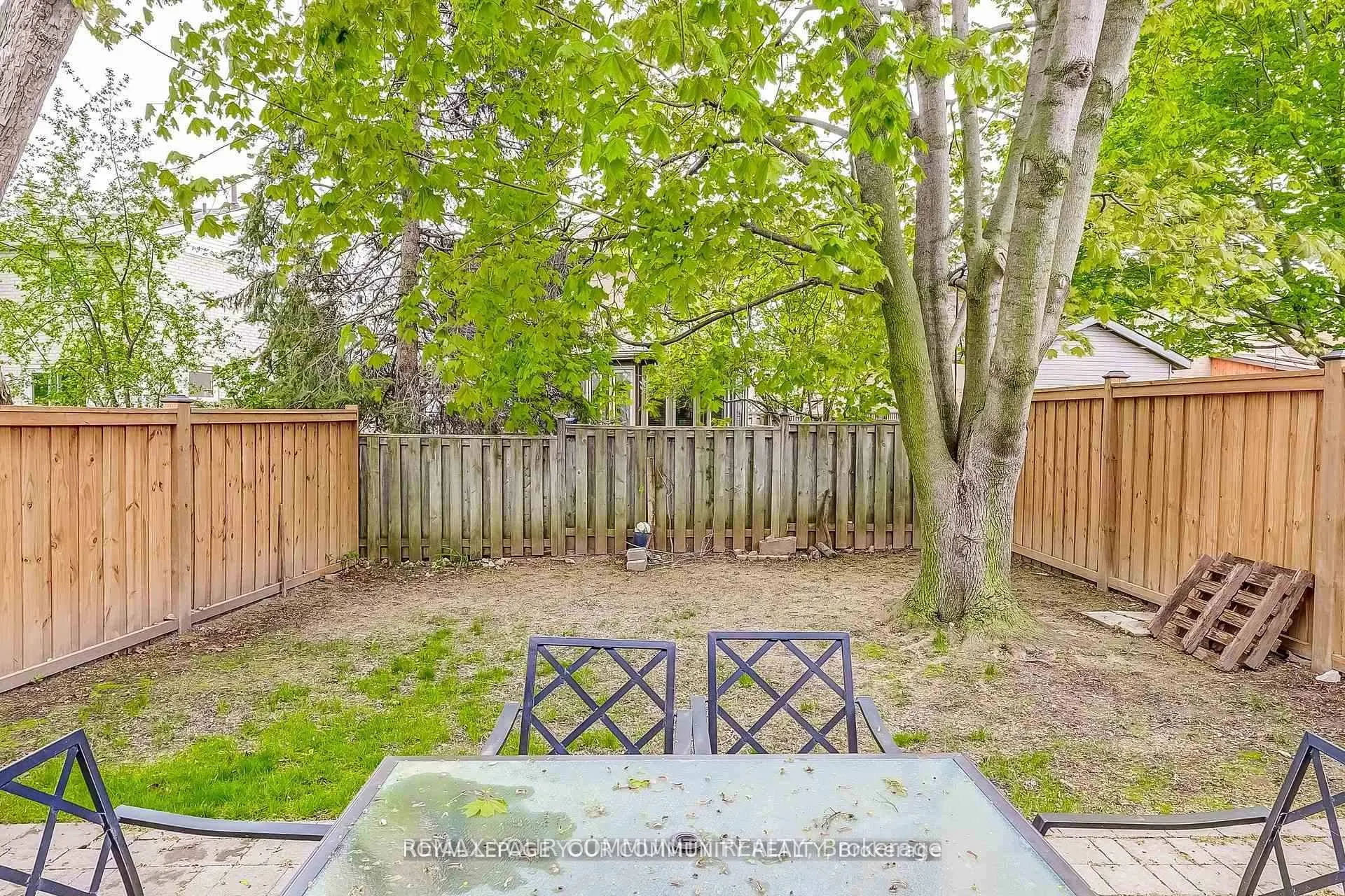 660 Foxwood Trail