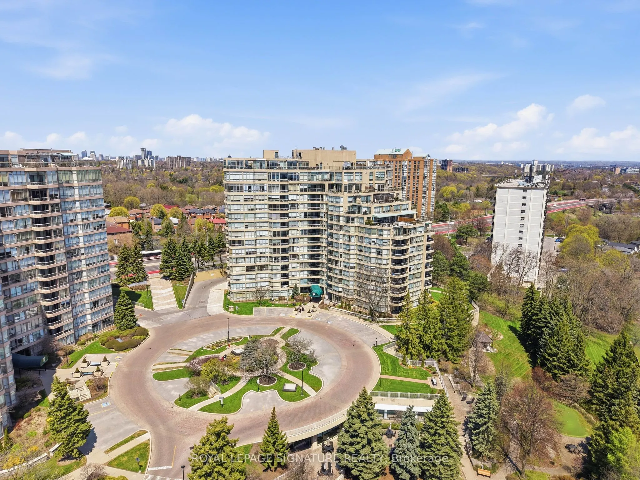 20 Guildwood Parkway #PH1