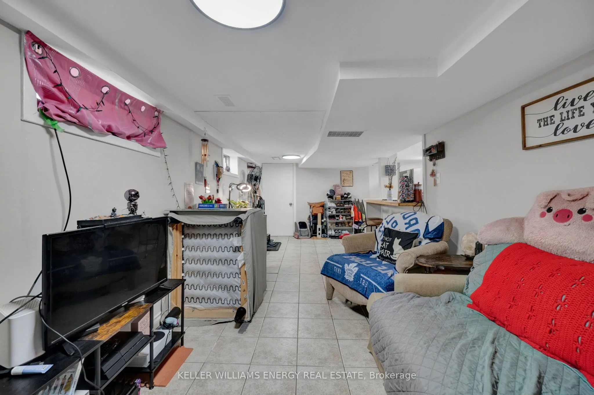 741 Ritson Road S