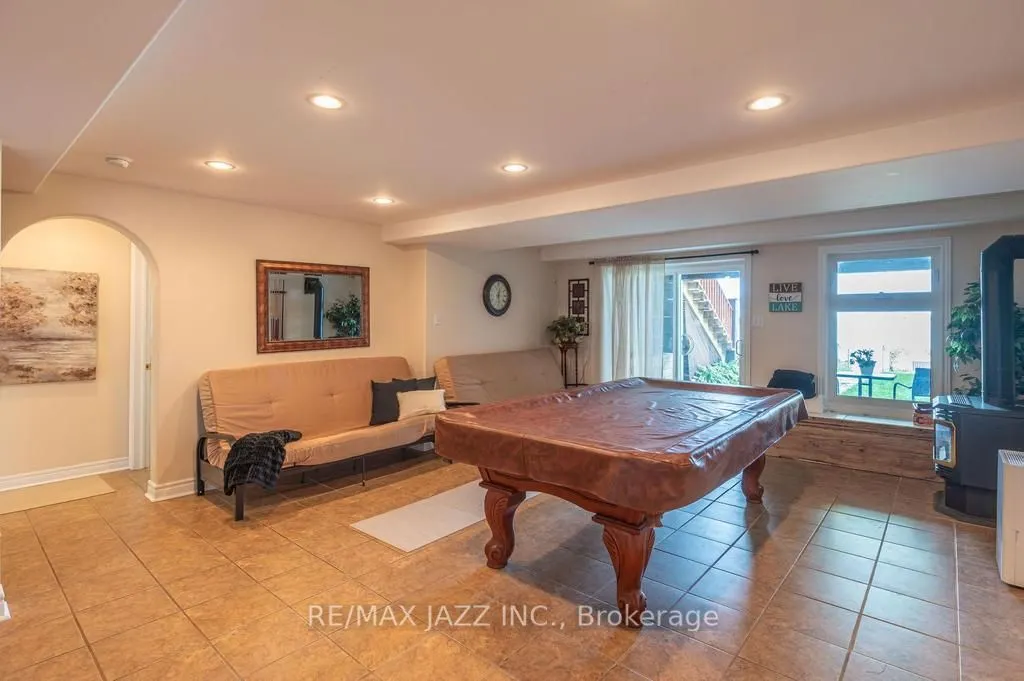 122 Morris Lane