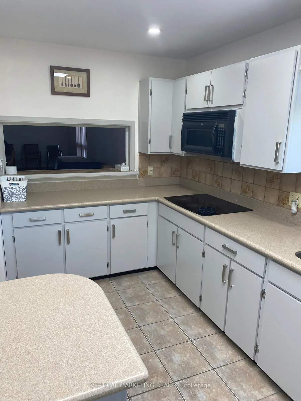 17300 Simcoe Street N
