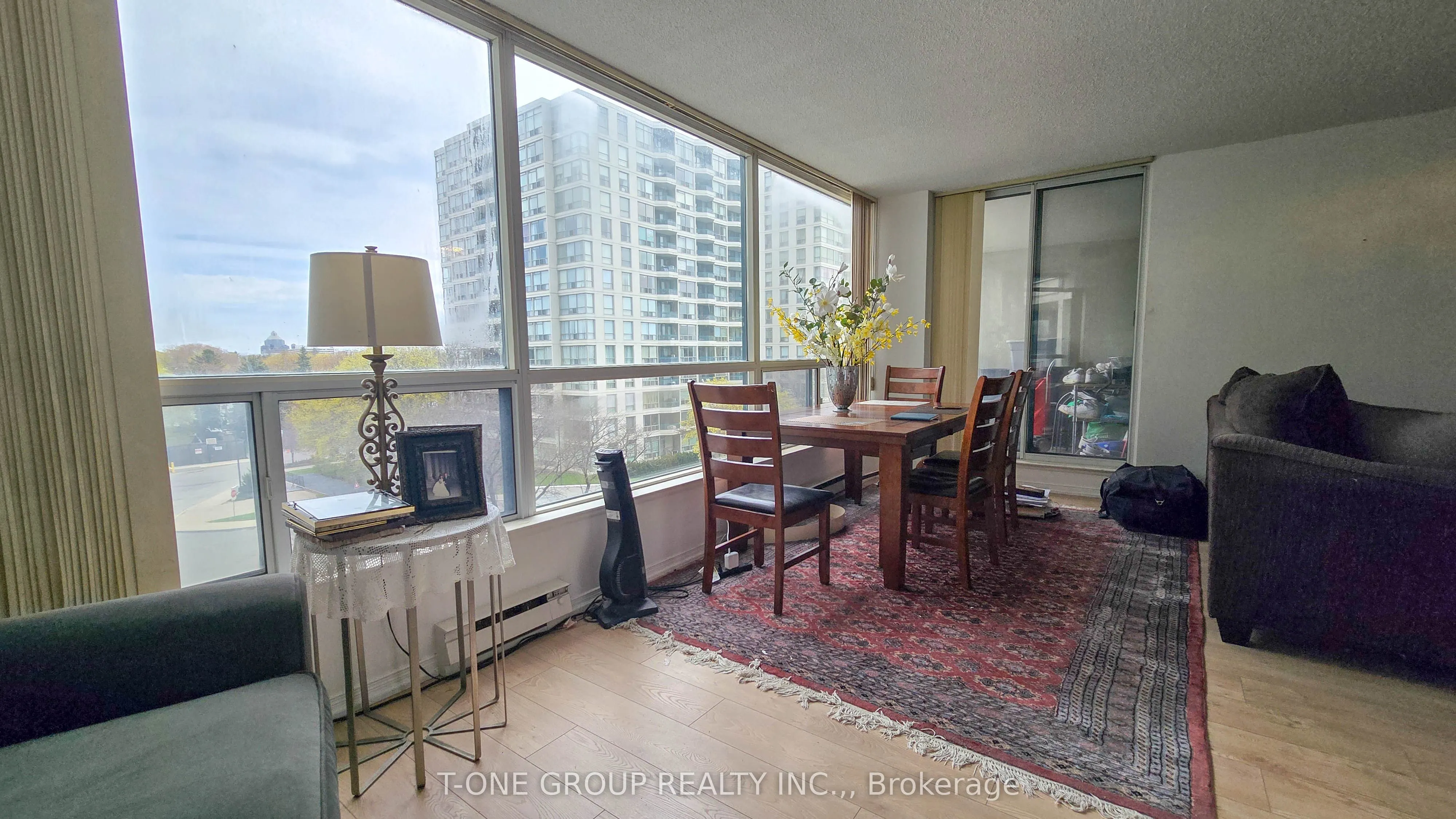 4725 Sheppard Avenue E #516