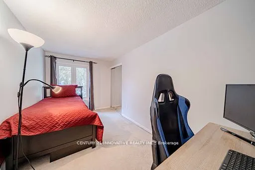 1764 Listowell Crescent